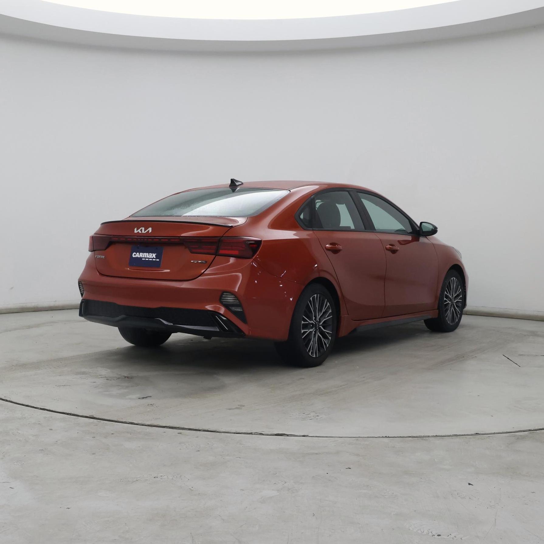 Thumbnail: 2023 Kia Forte - 8