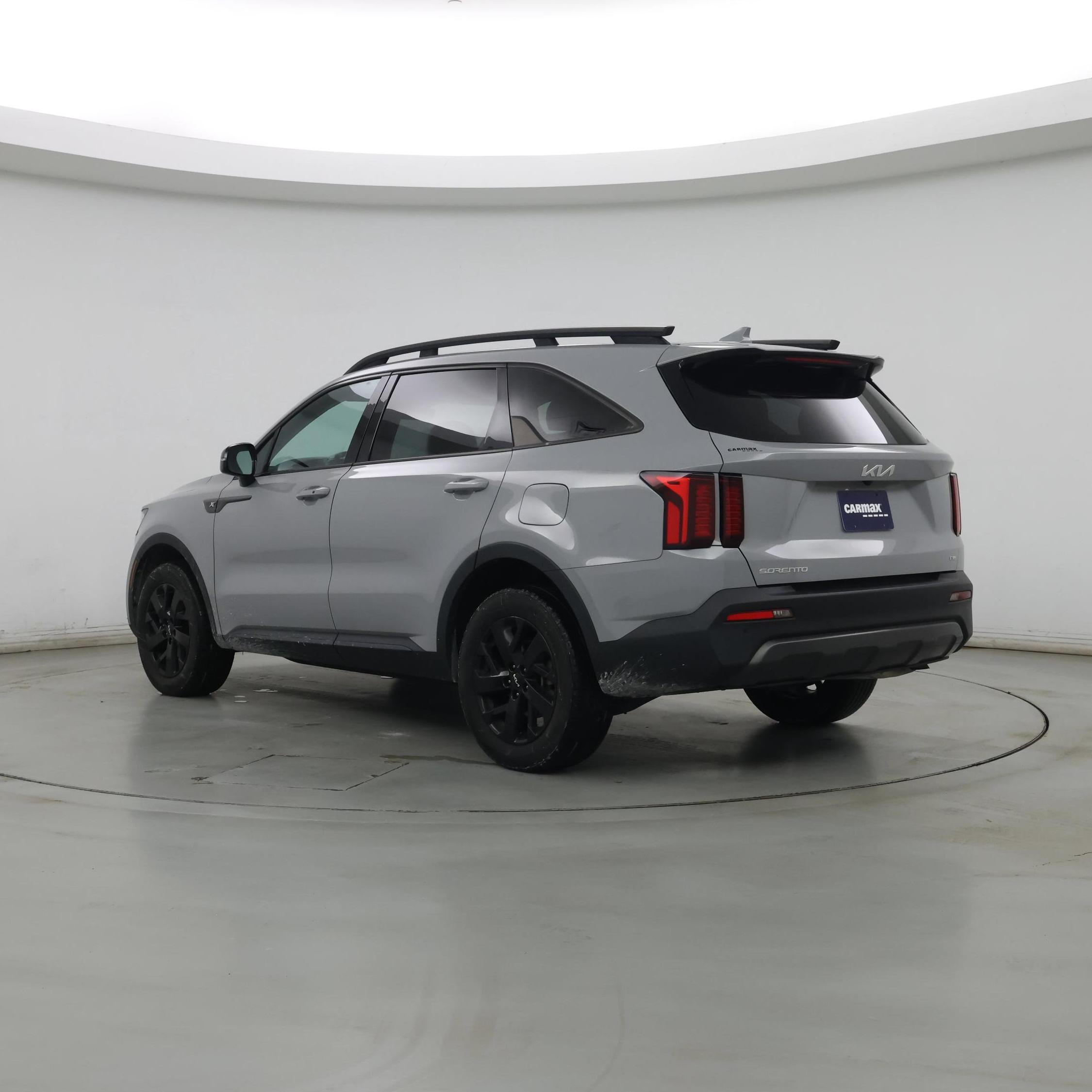 Thumbnail: 2023 Kia Sorento - 2