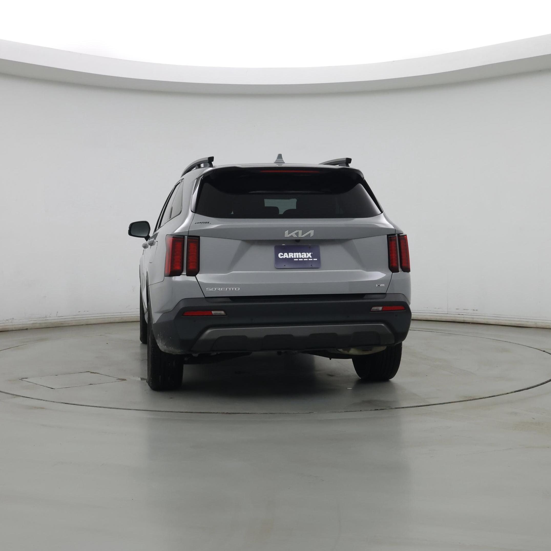 Thumbnail: 2023 Kia Sorento - 6