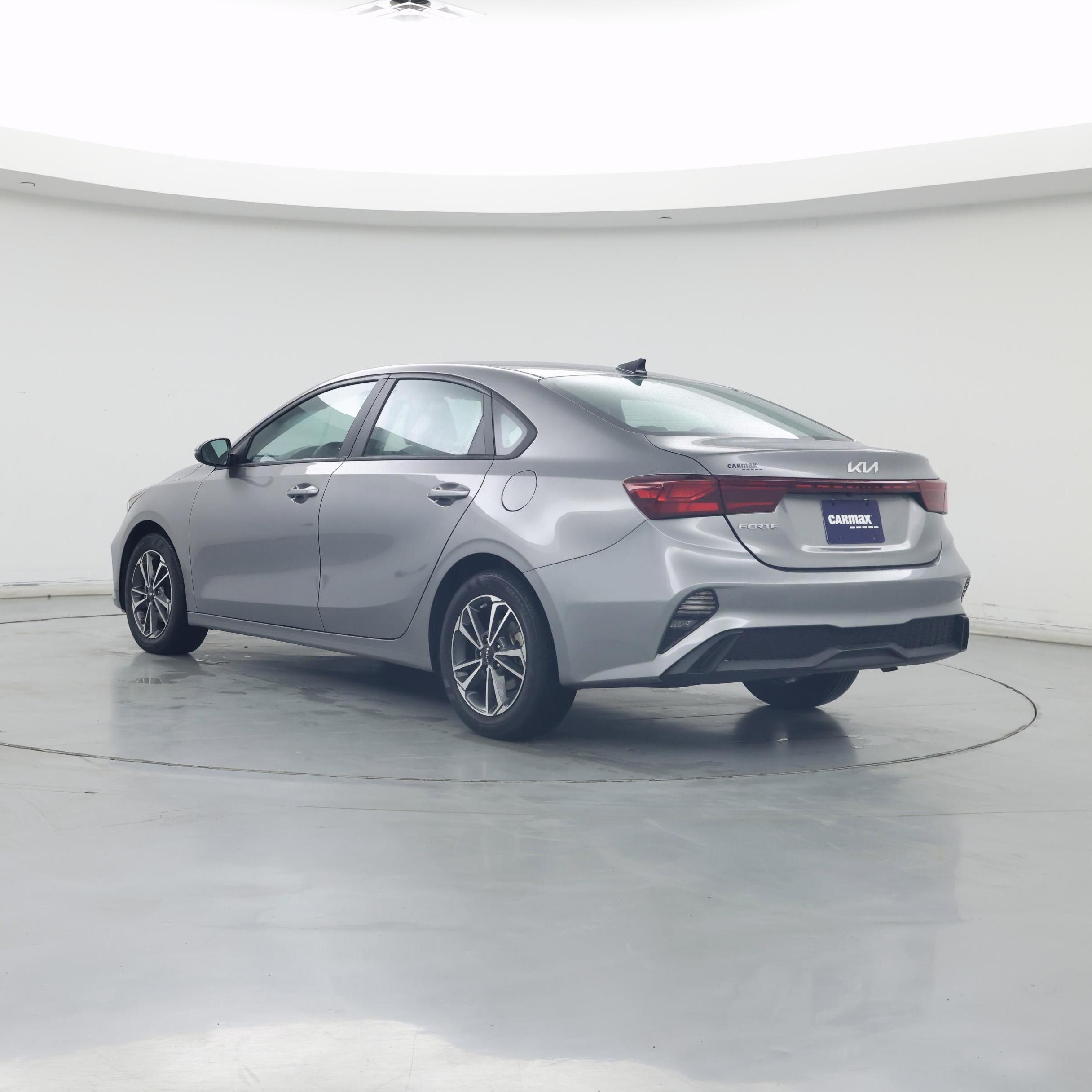 Thumbnail: 2023 Kia Forte - 2