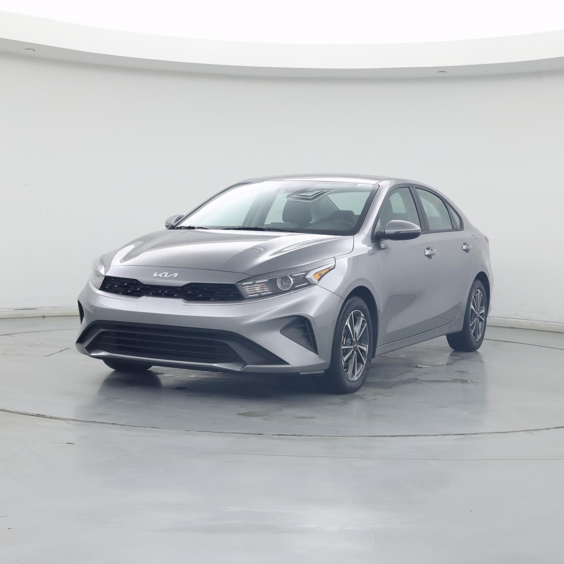 Thumbnail: 2023 Kia Forte - 4