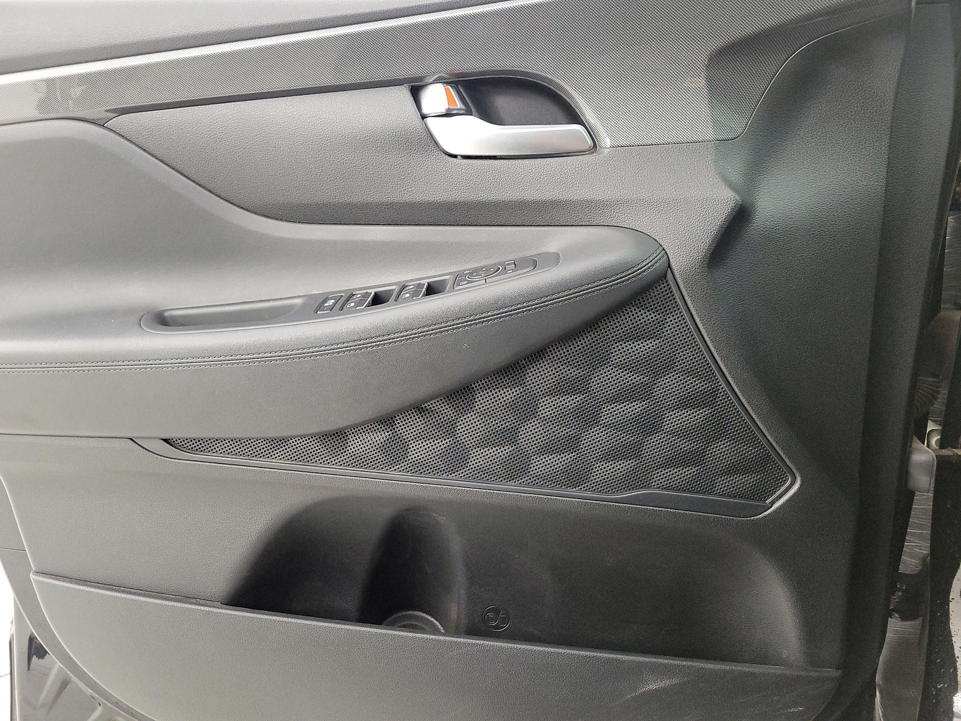 Thumbnail: 2023 Hyundai Santa Fe - 12