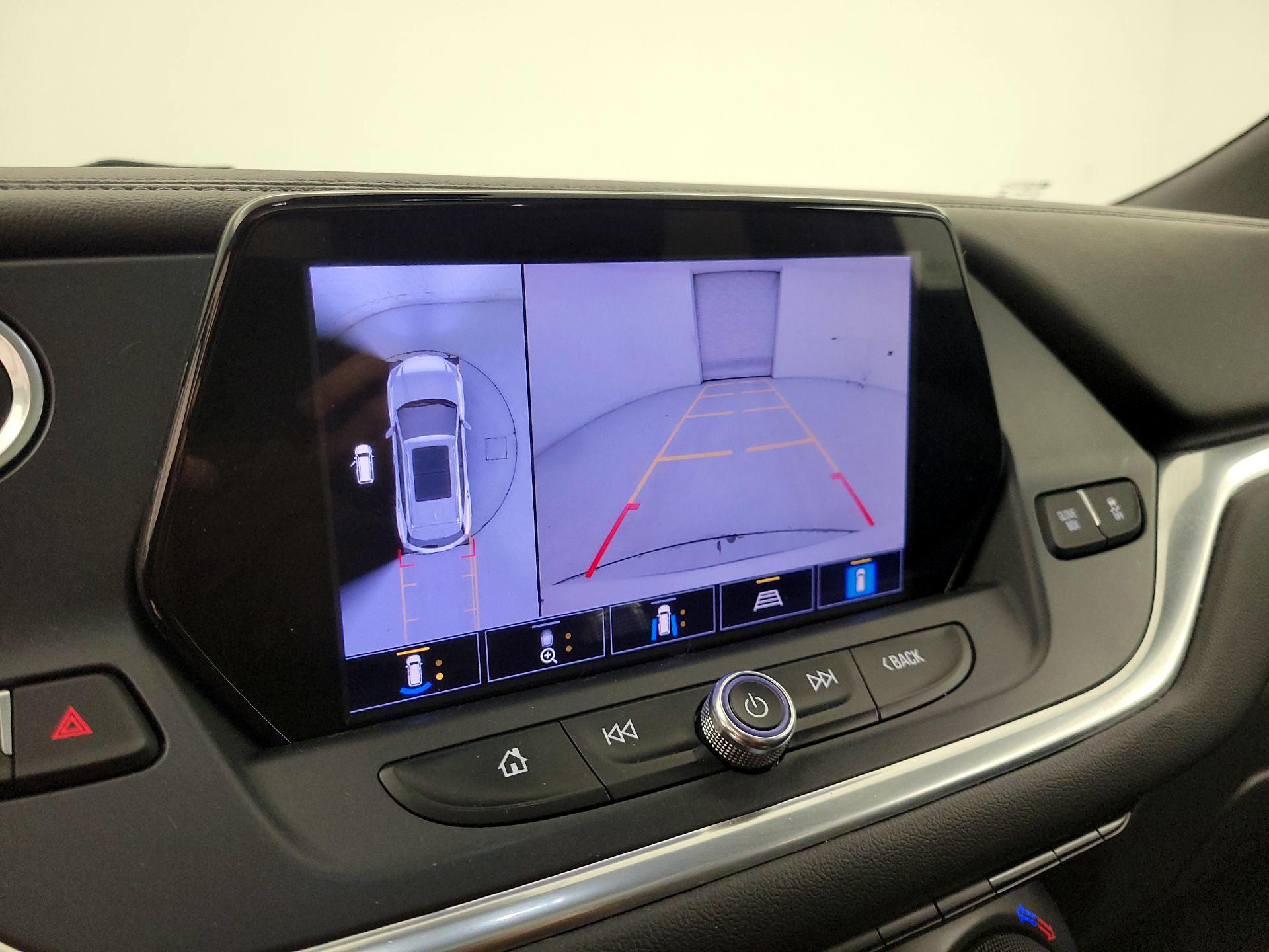 Thumbnail: 2022 Chevrolet Blazer - 14