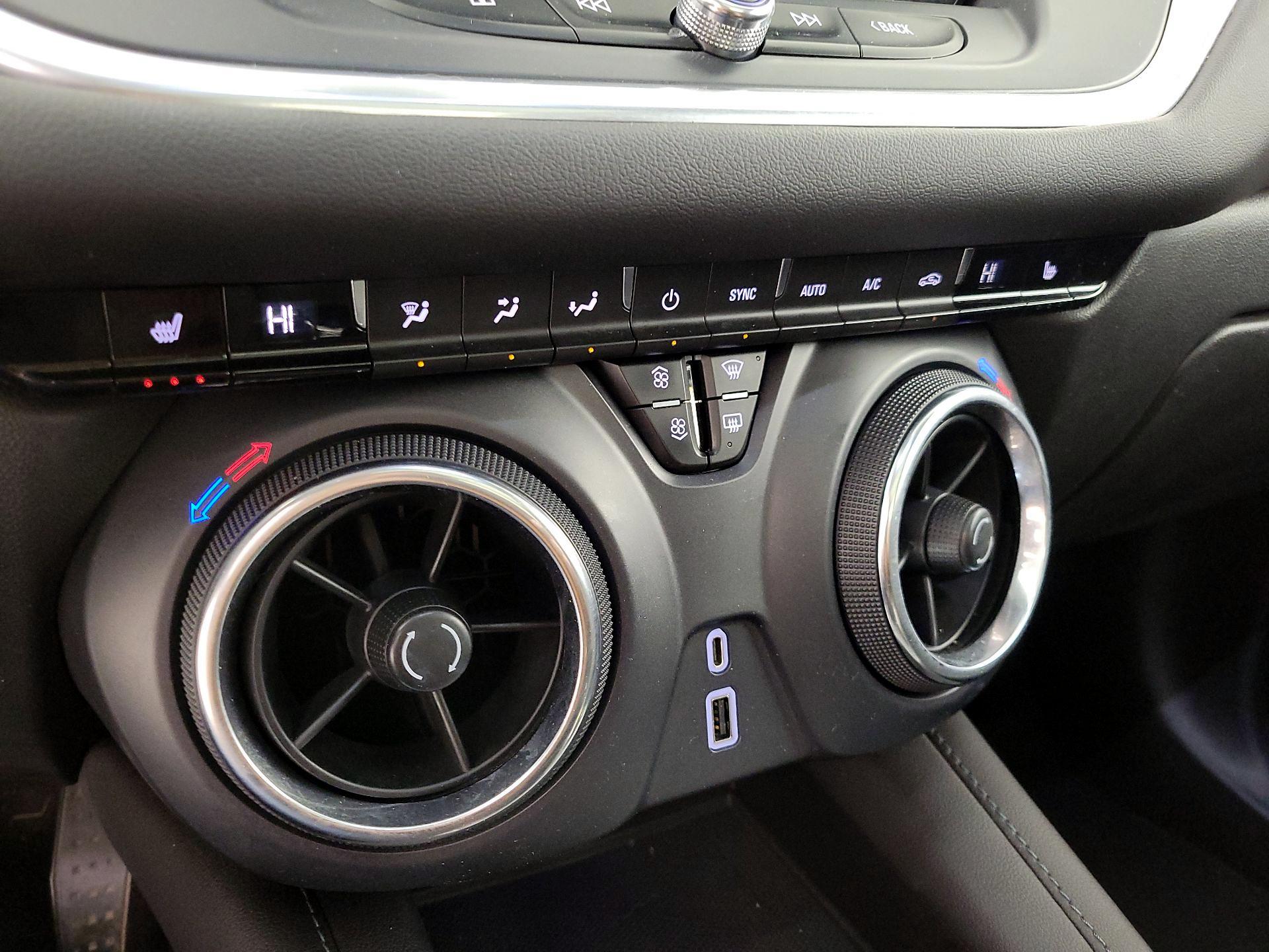 Thumbnail: 2022 Chevrolet Blazer - 16