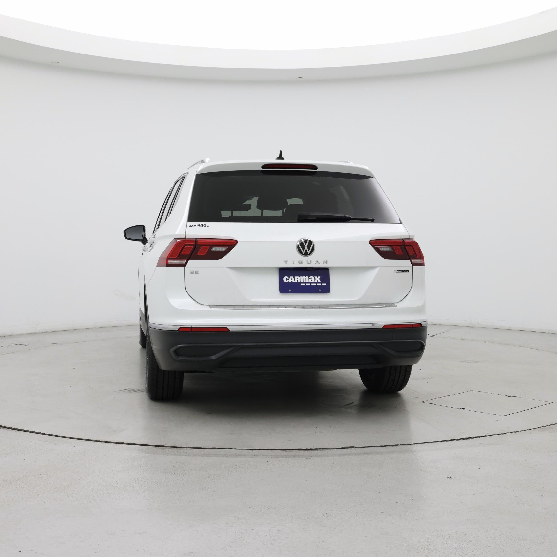 Thumbnail: 2023 Volkswagen Tiguan - 6