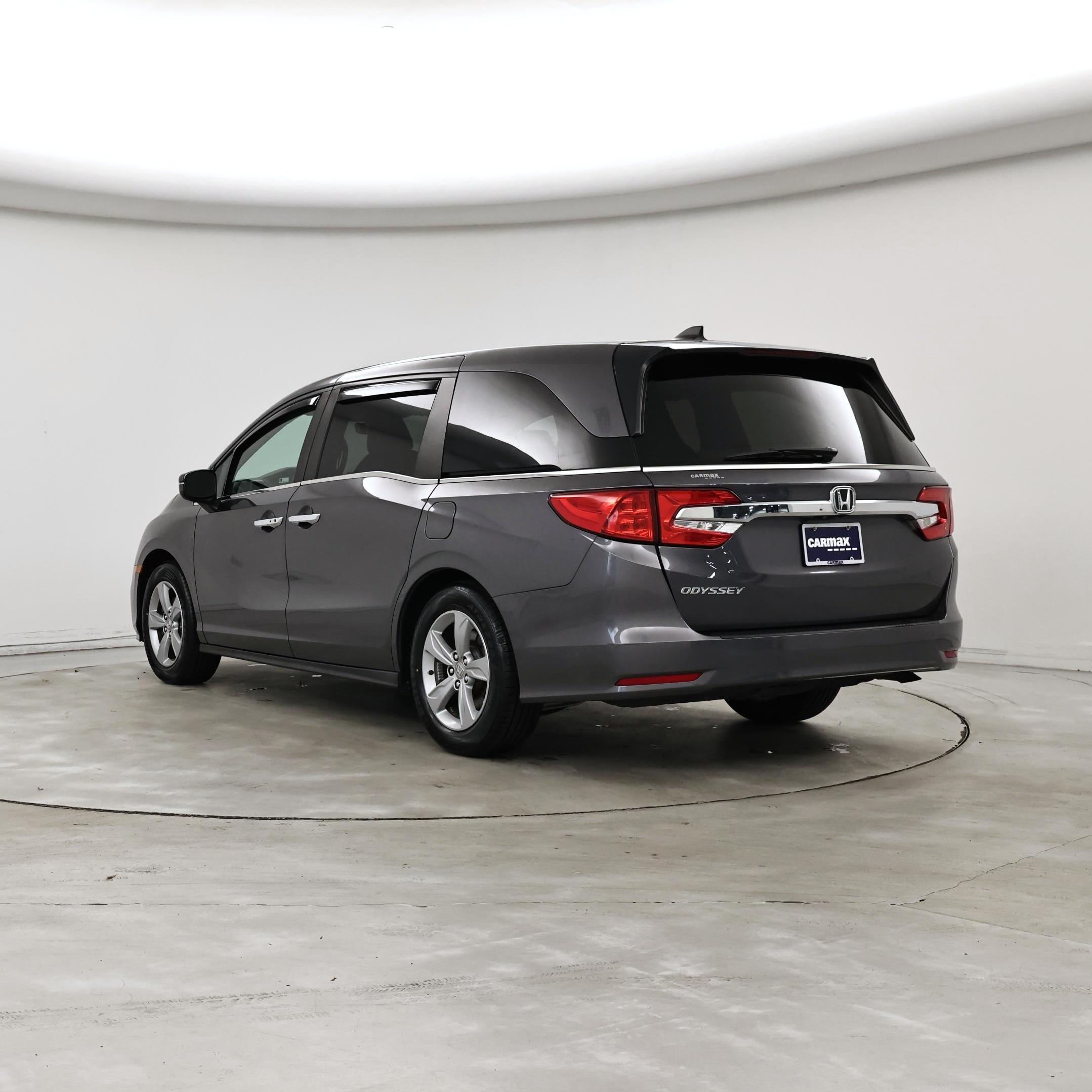 Thumbnail: 2019 Honda Odyssey - 2