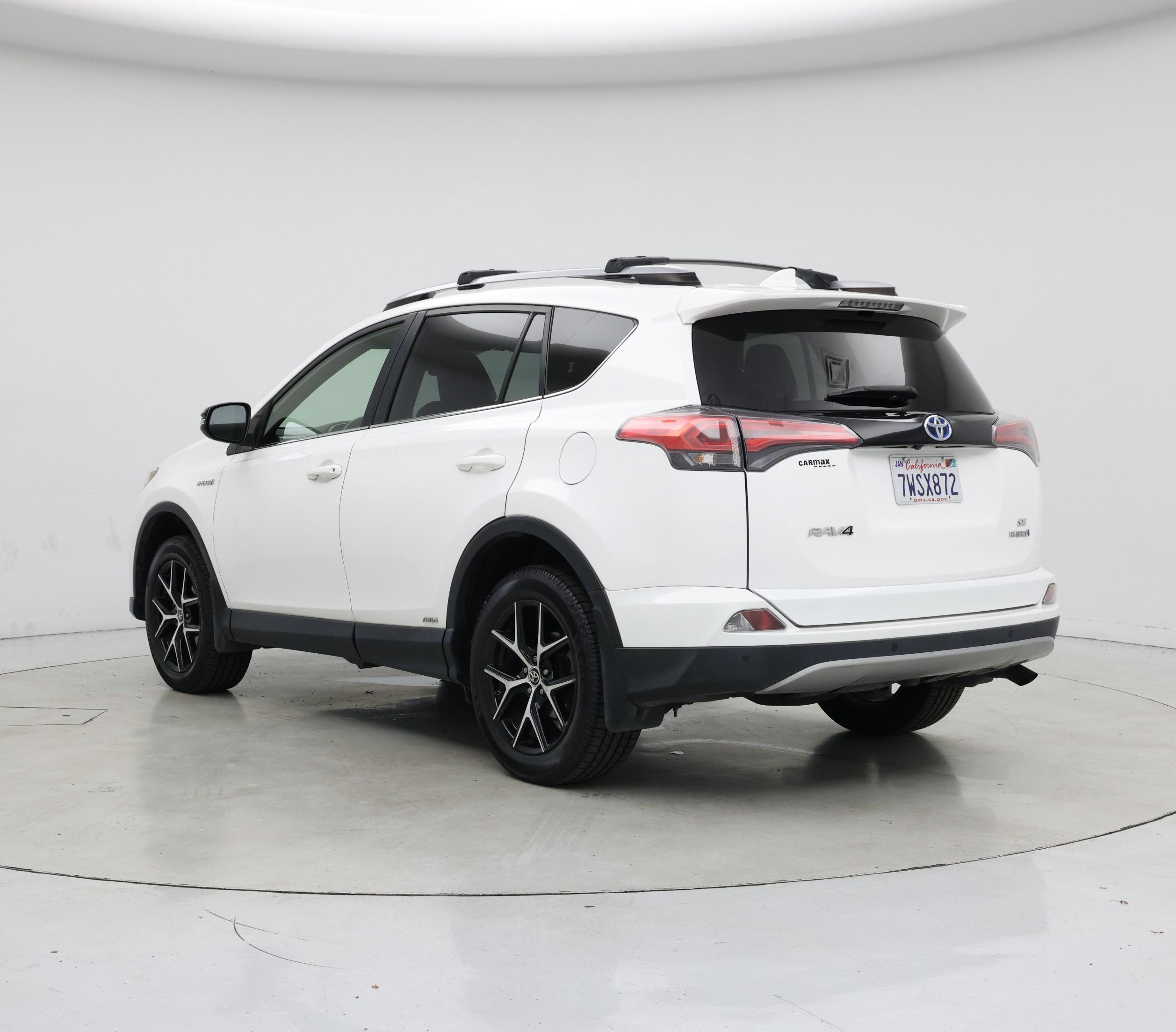 Thumbnail: 2017 Toyota RAV4 - 2