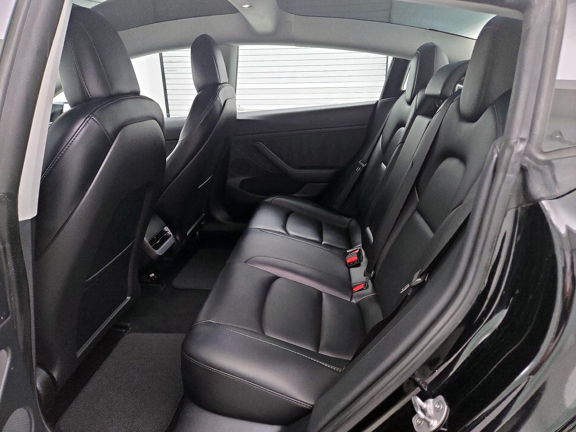 Thumbnail: 2023 Tesla Model 3 - 20