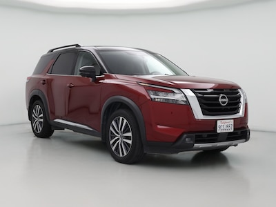 2022 Nissan Pathfinder Platinum