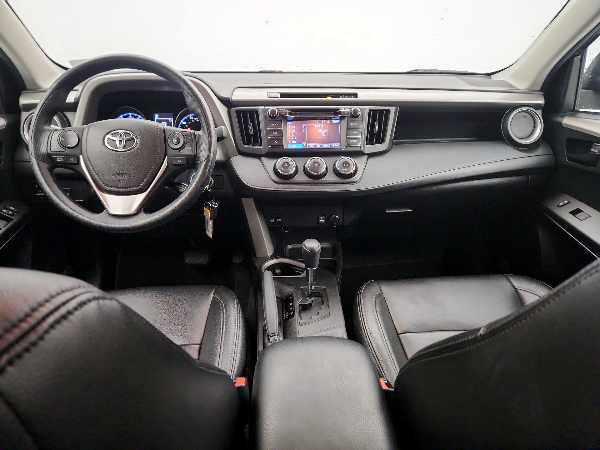 Thumbnail: 2017 Toyota RAV4 - 9