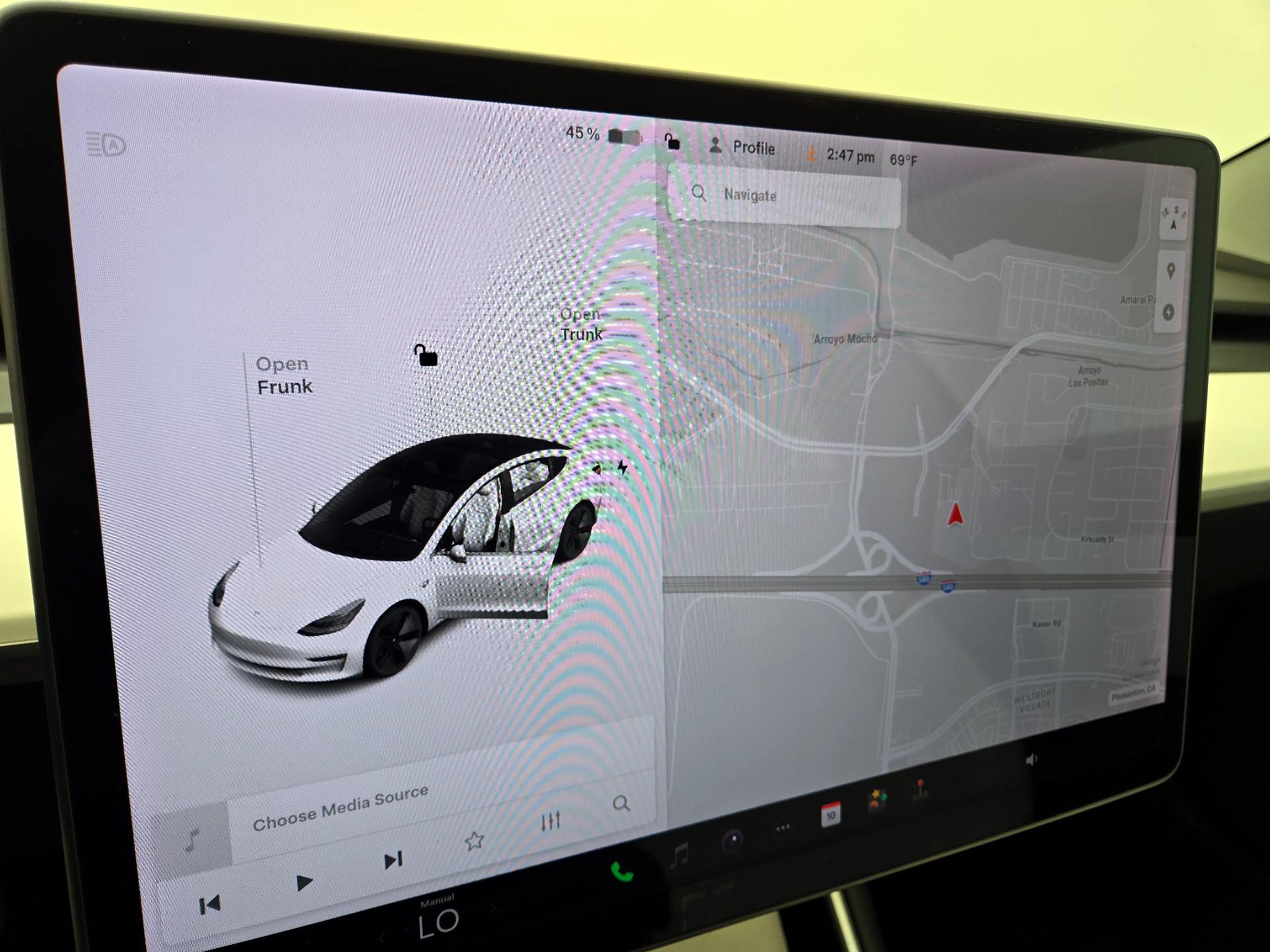 Thumbnail: 2020 Tesla Model 3 - 14