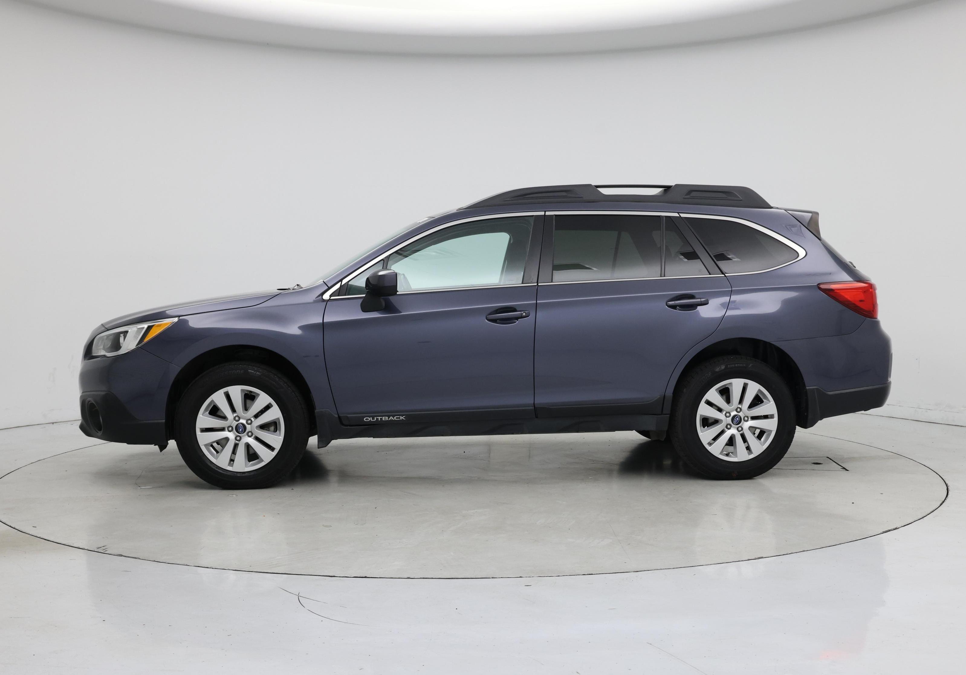 Thumbnail: 2016 Subaru Outback - 3