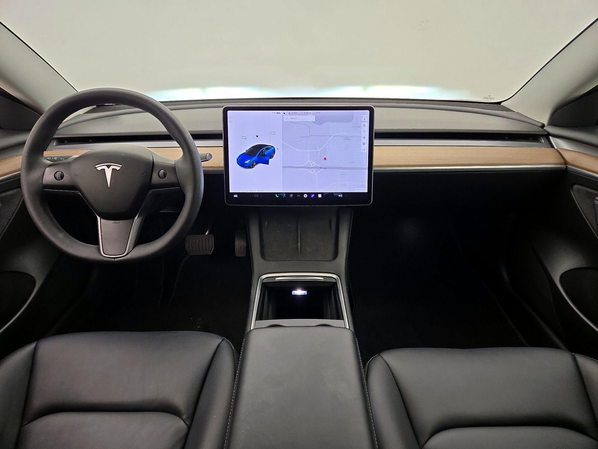 Thumbnail: 2022 Tesla Model 3 - 9