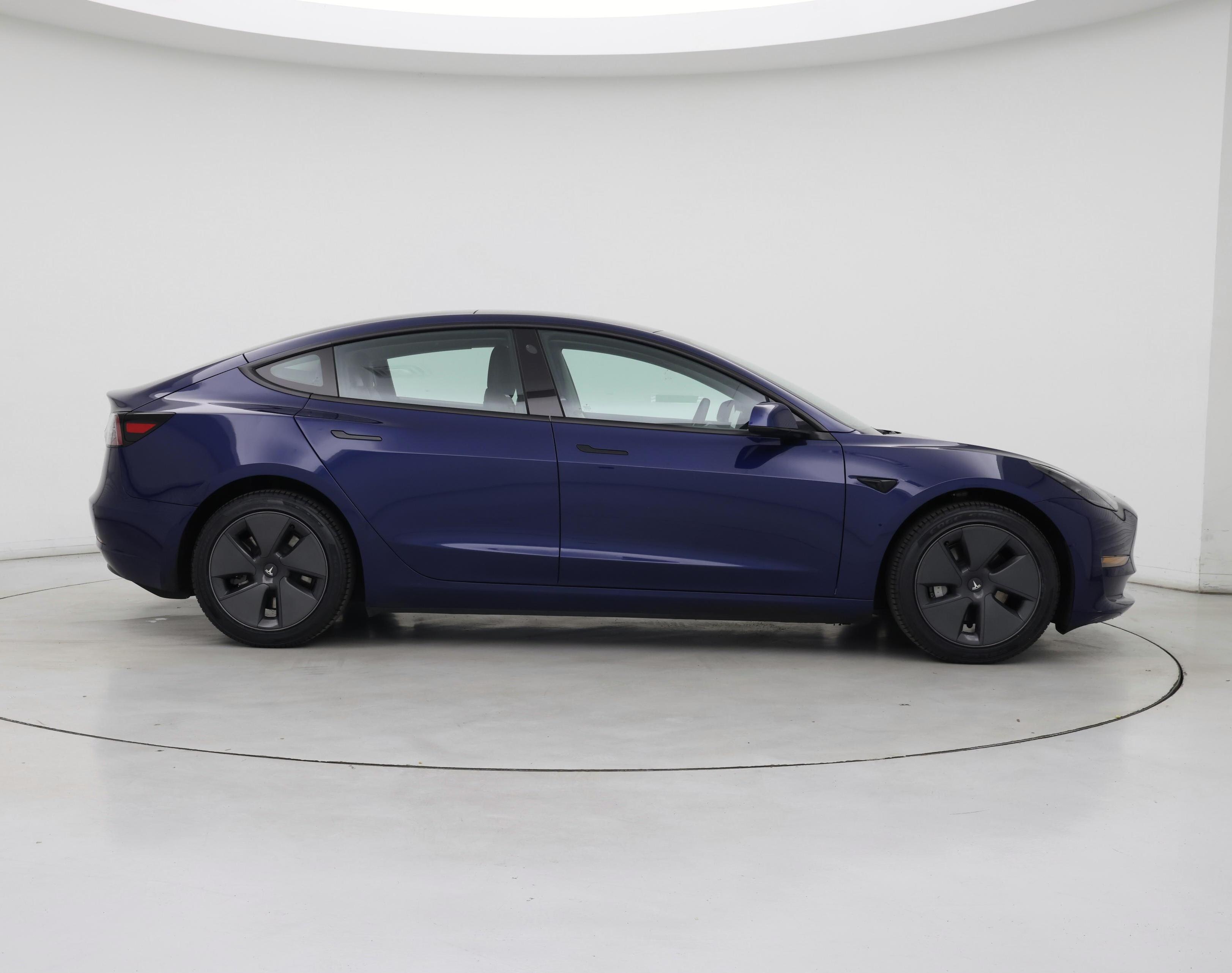 Thumbnail: 2022 Tesla Model 3 - 7