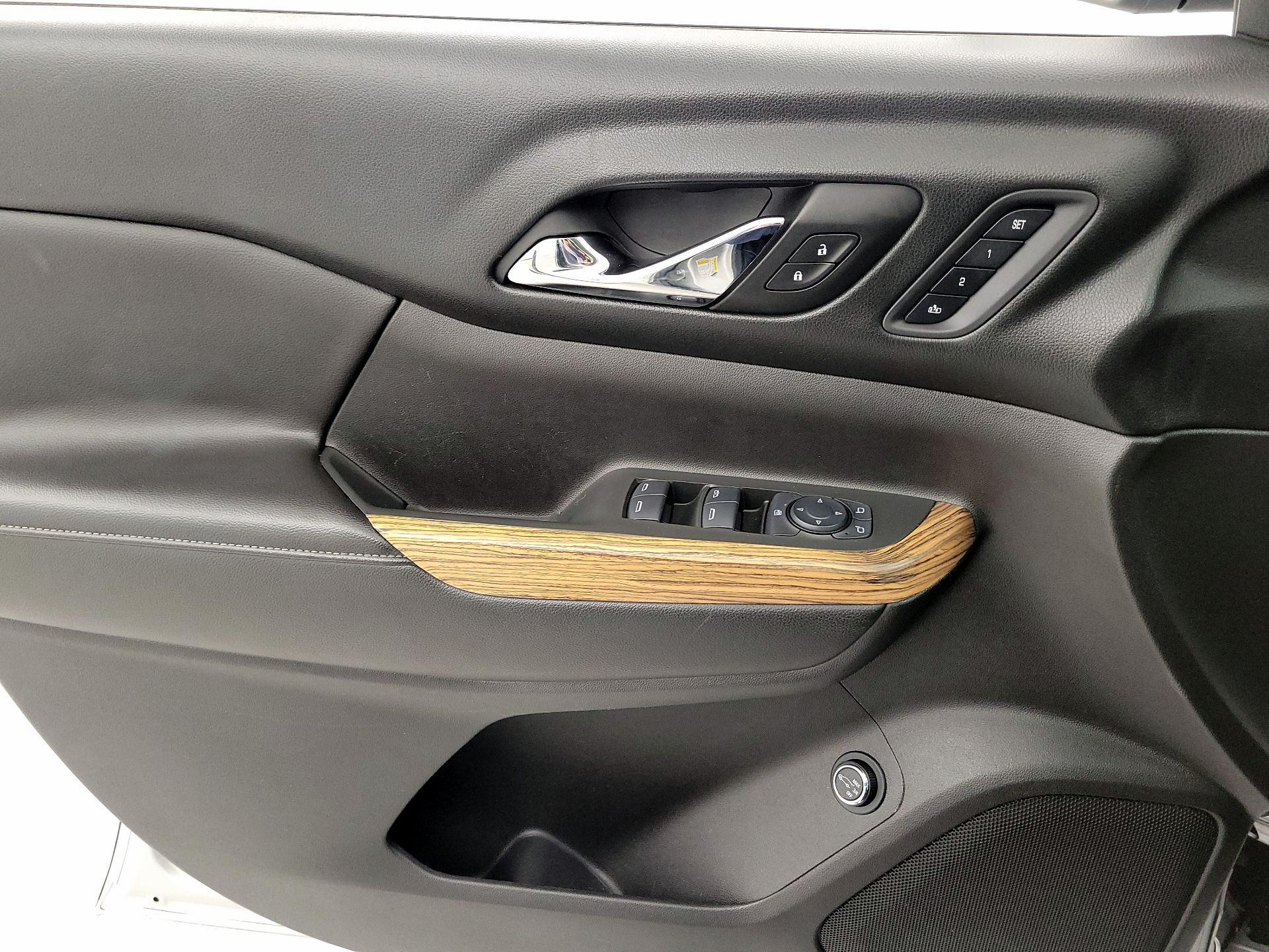 Thumbnail: 2017 GMC Acadia - 12