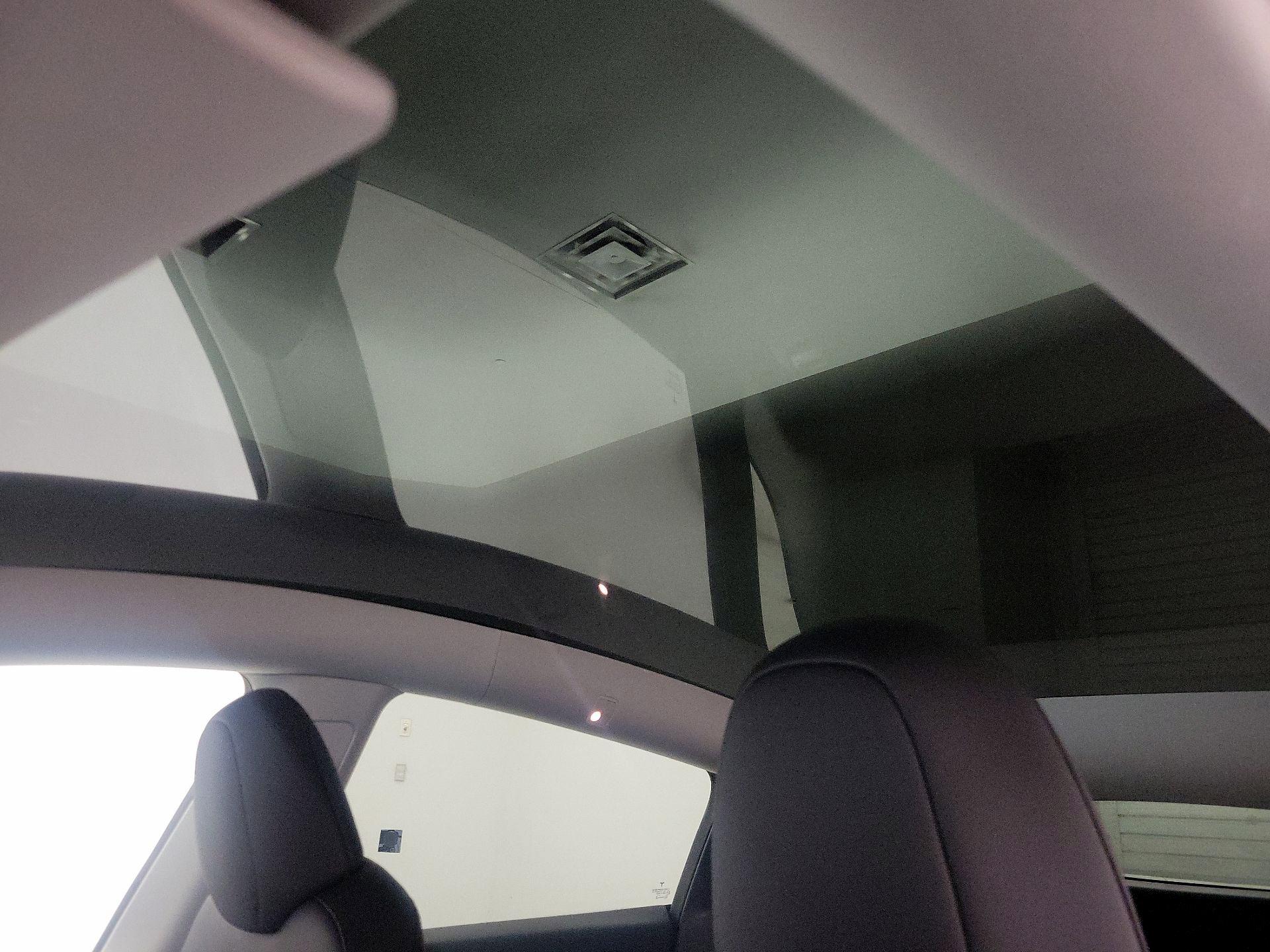 Thumbnail: 2025 Tesla Model Y - 18