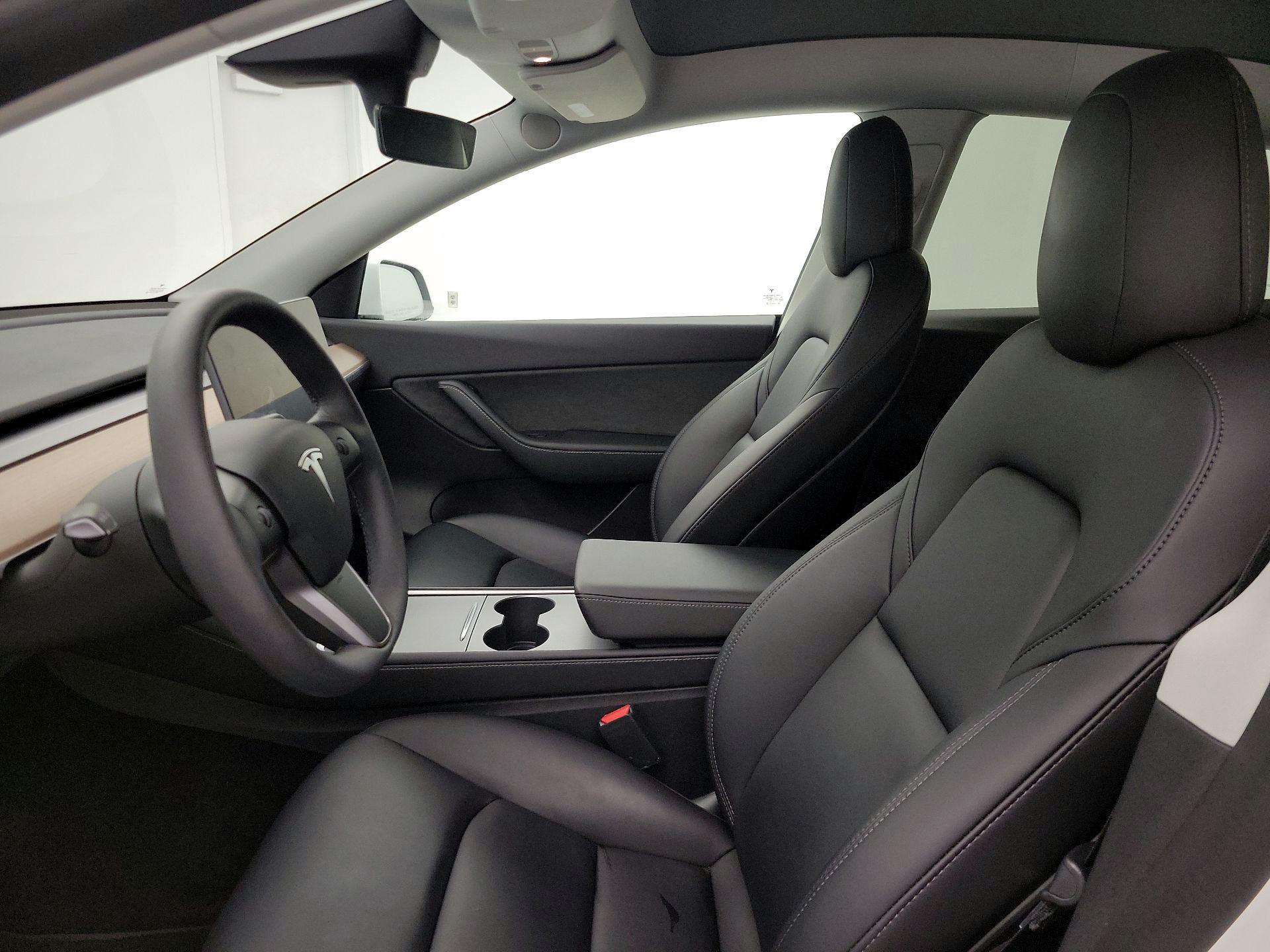 Thumbnail: 2022 Tesla Model Y - 11