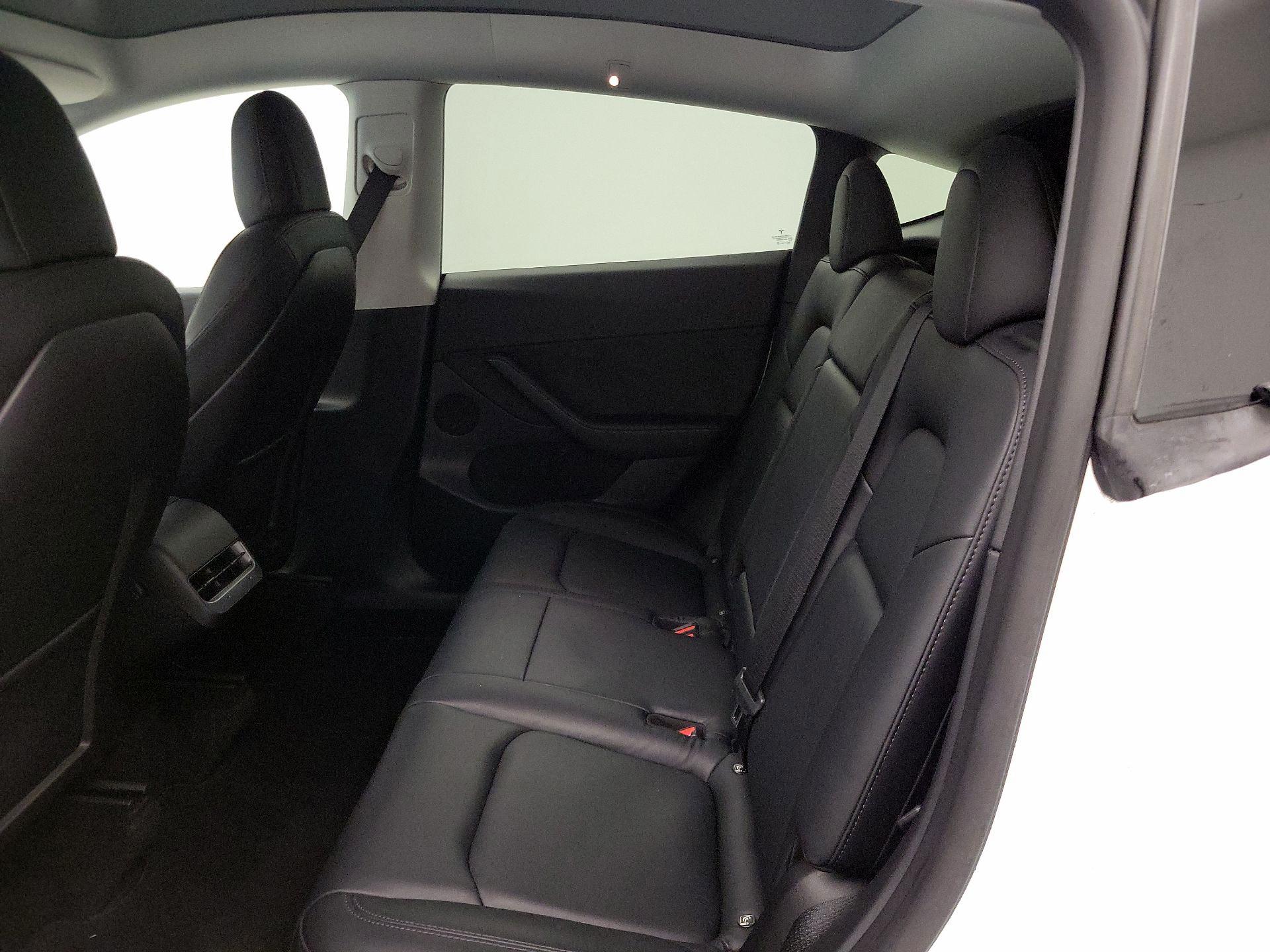 Thumbnail: 2022 Tesla Model Y - 20