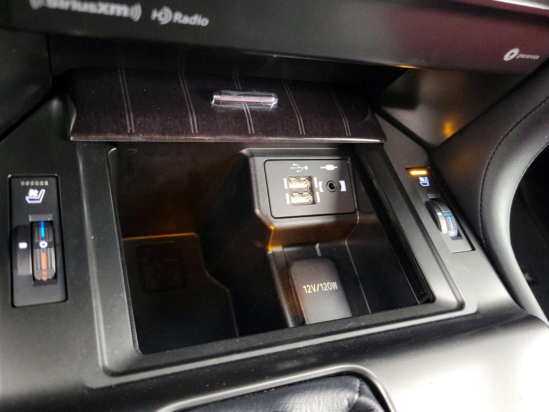 Thumbnail: 2023 Lexus GX - 19