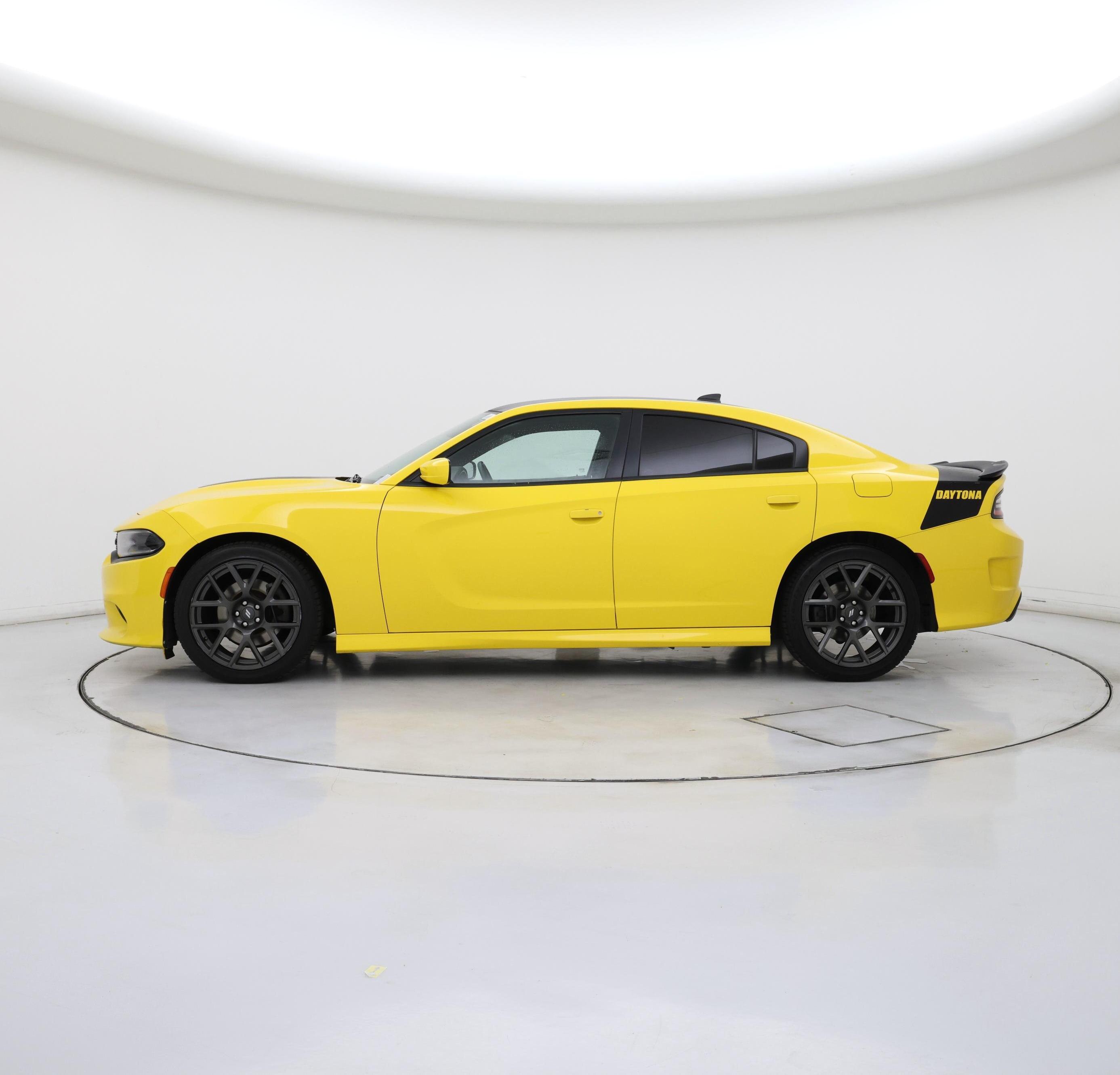 Thumbnail: 2017 Dodge Charger - 3