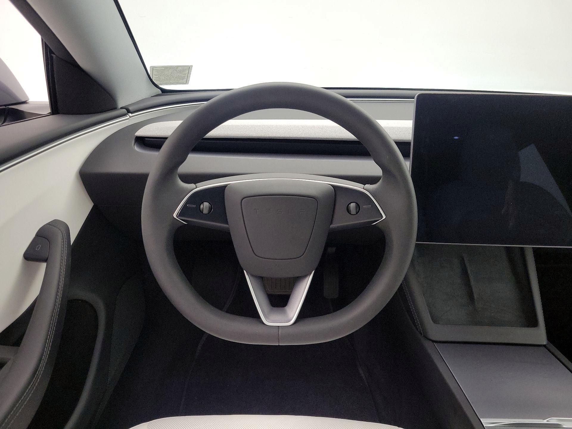 Thumbnail: 2025 Tesla Model 3 - 10