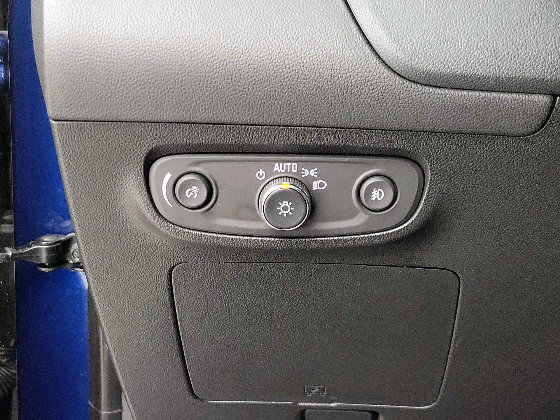 Thumbnail: 2023 Buick Encore GX - 13