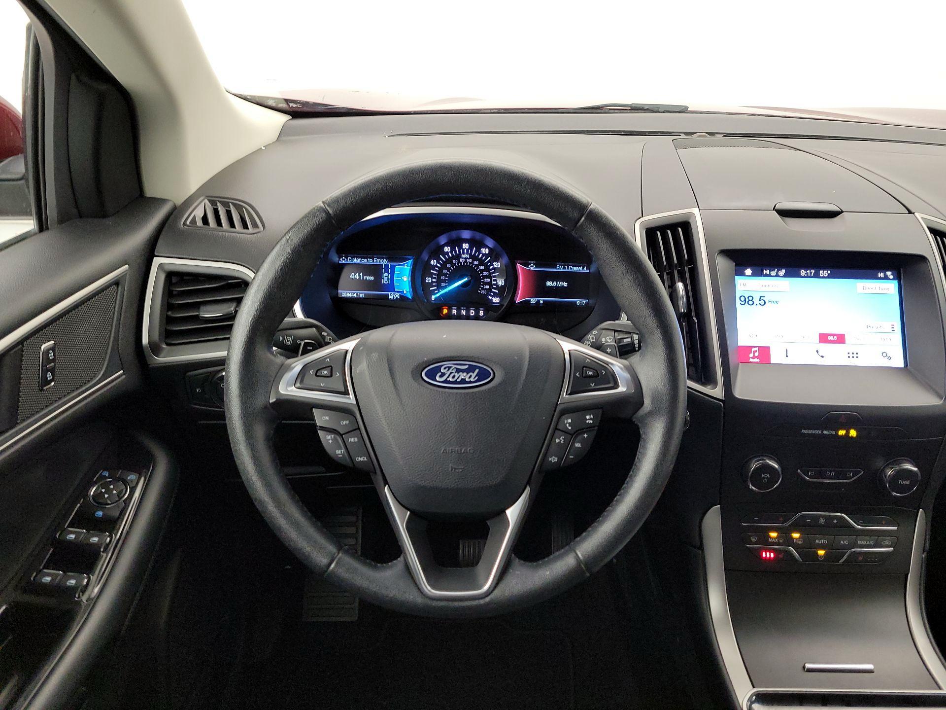 Thumbnail: 2019 Ford Edge - 10