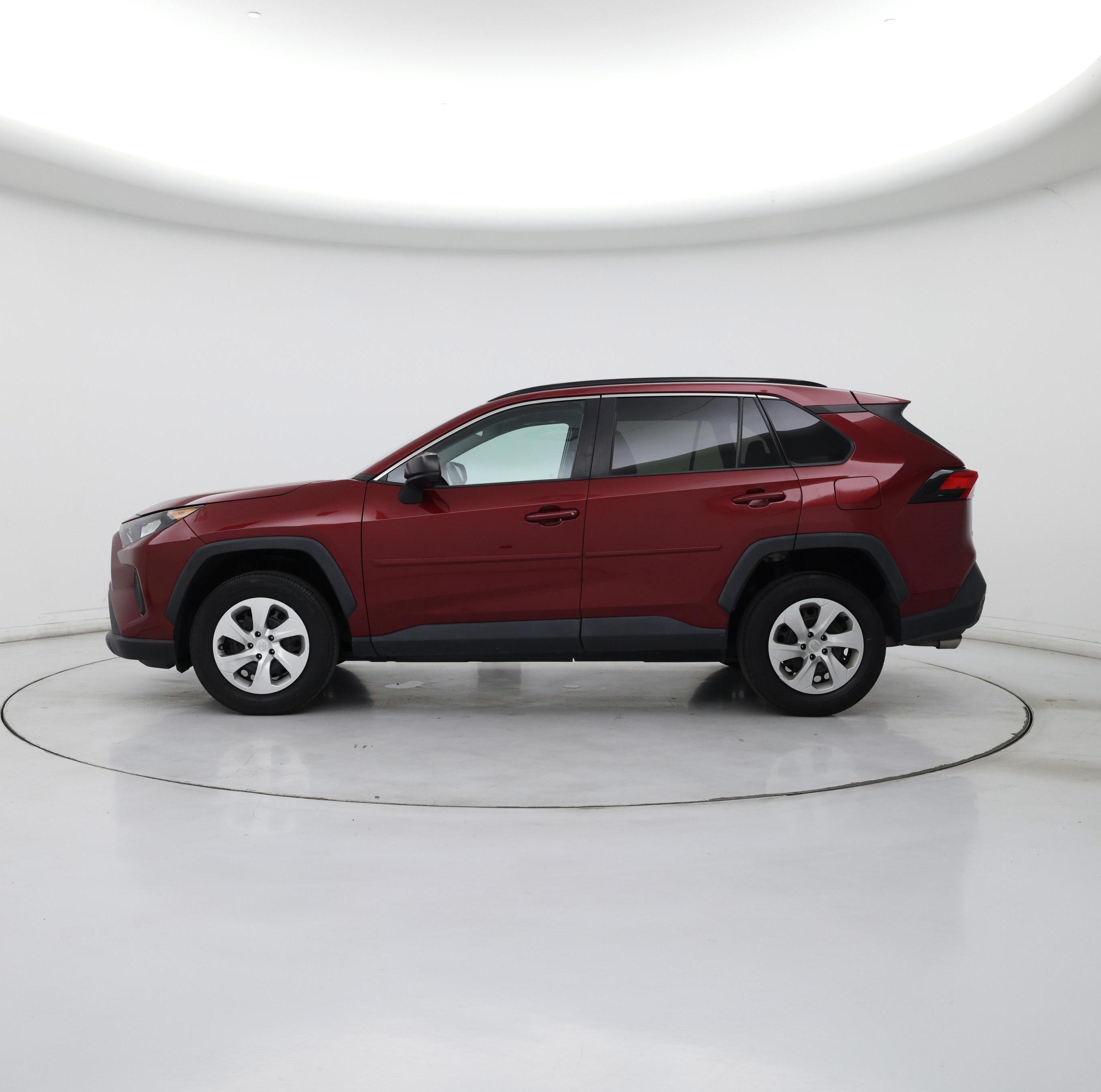 Thumbnail: 2019 Toyota RAV4 - 3