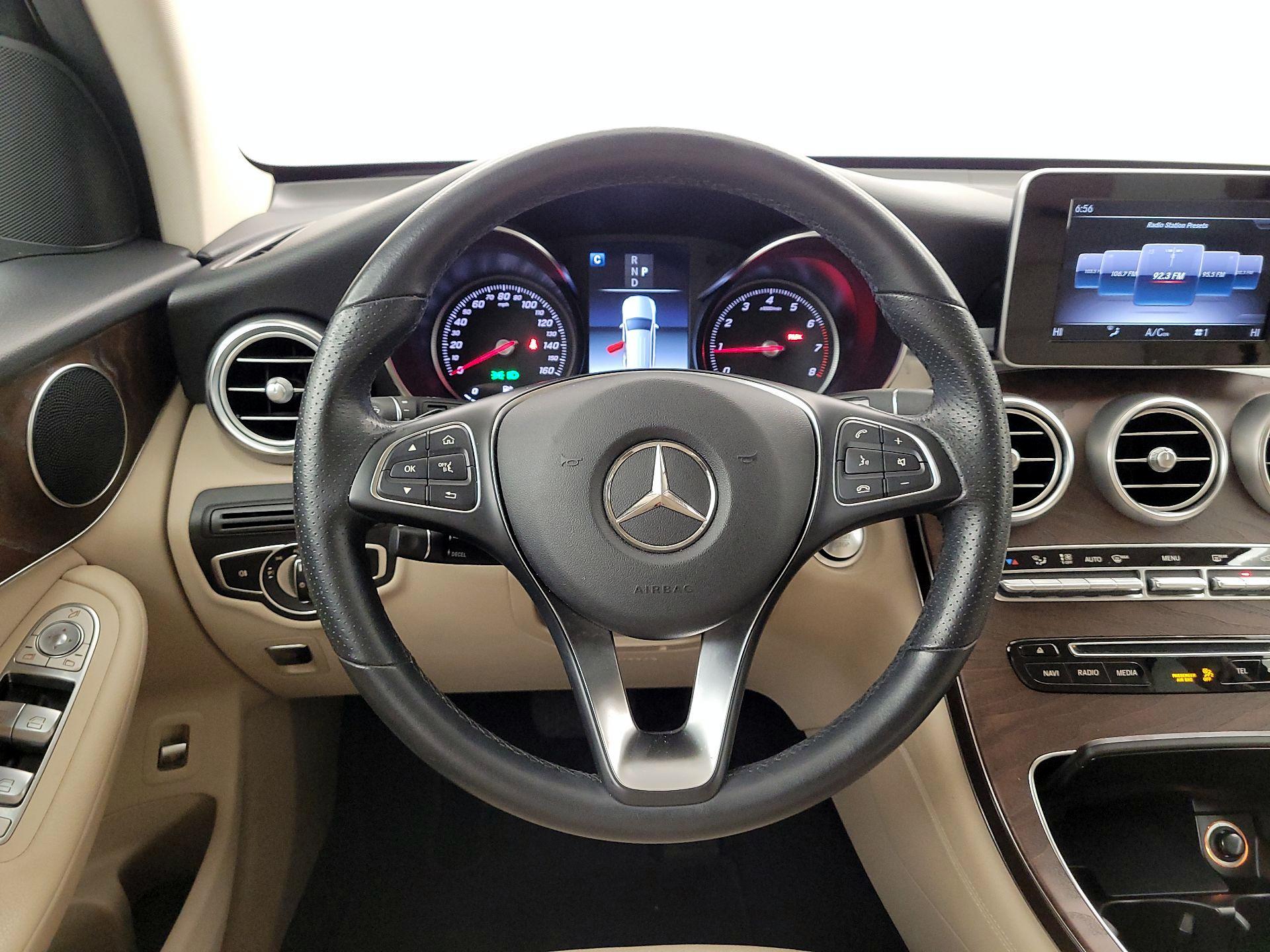 Thumbnail: 2019 Mercedes-Benz GLC - 10