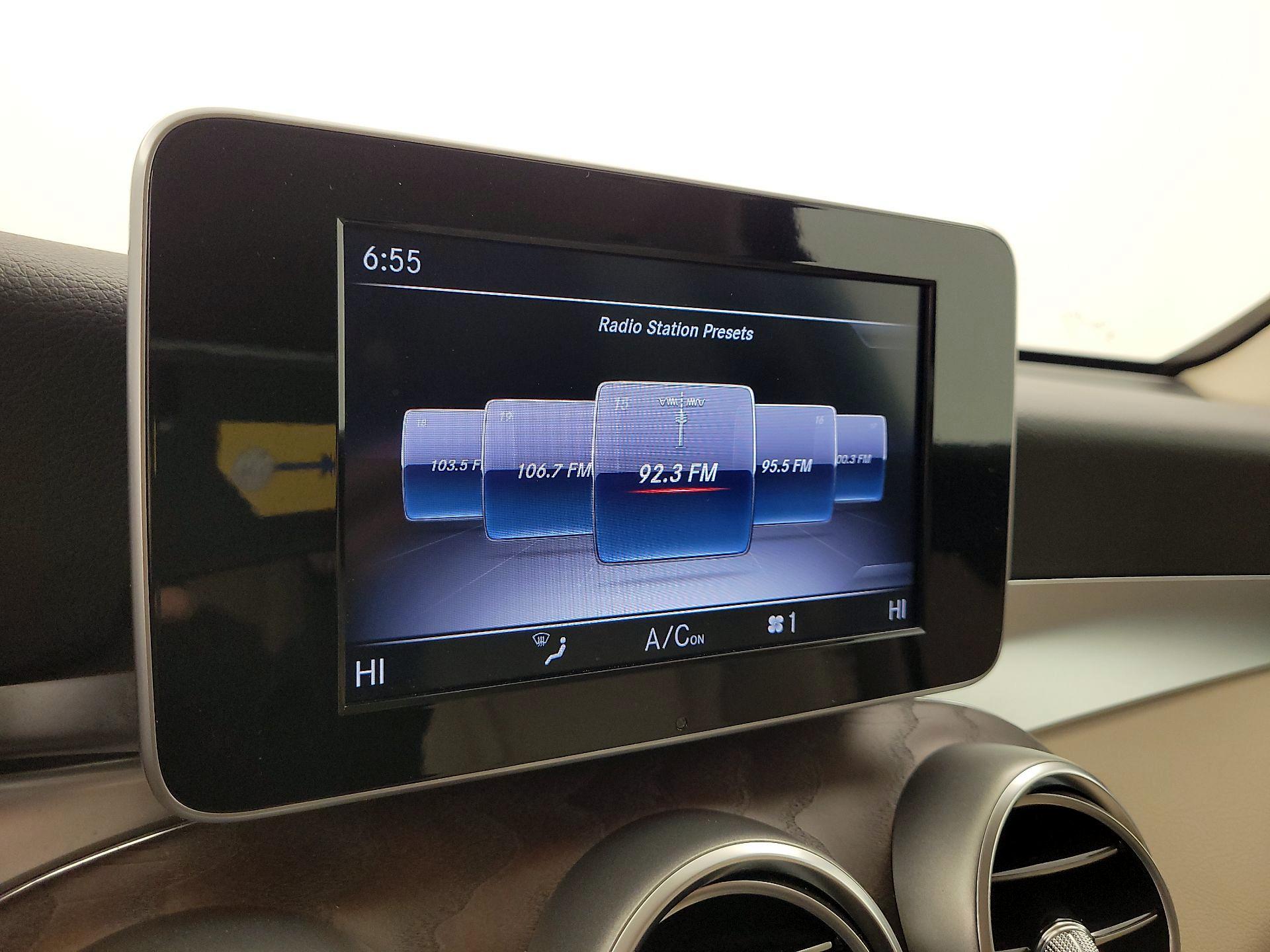 Thumbnail: 2019 Mercedes-Benz GLC - 15