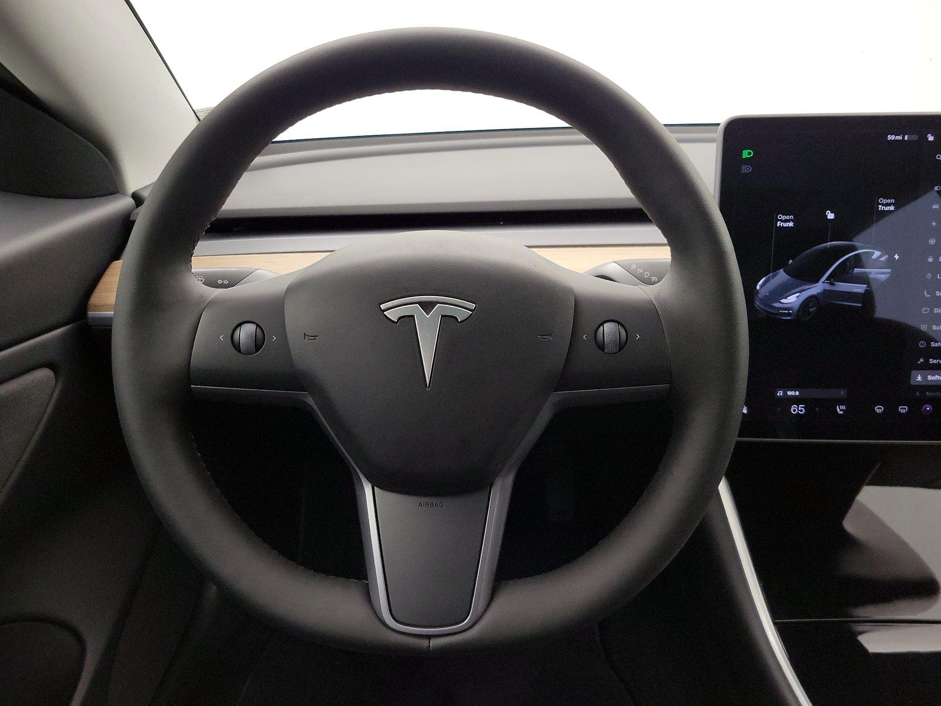 Thumbnail: 2020 Tesla Model 3 - 10