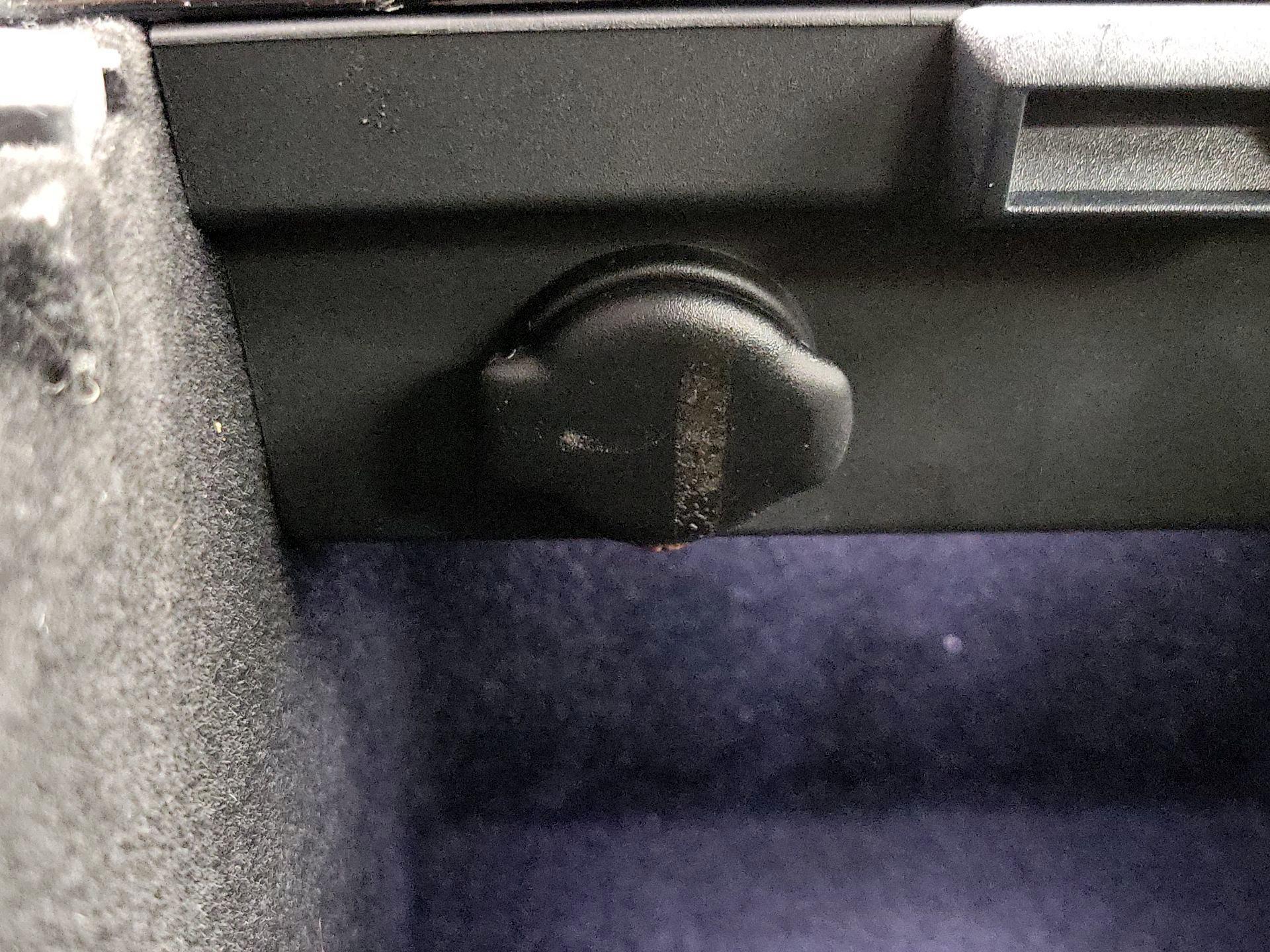 Thumbnail: 2020 Tesla Model 3 - 18