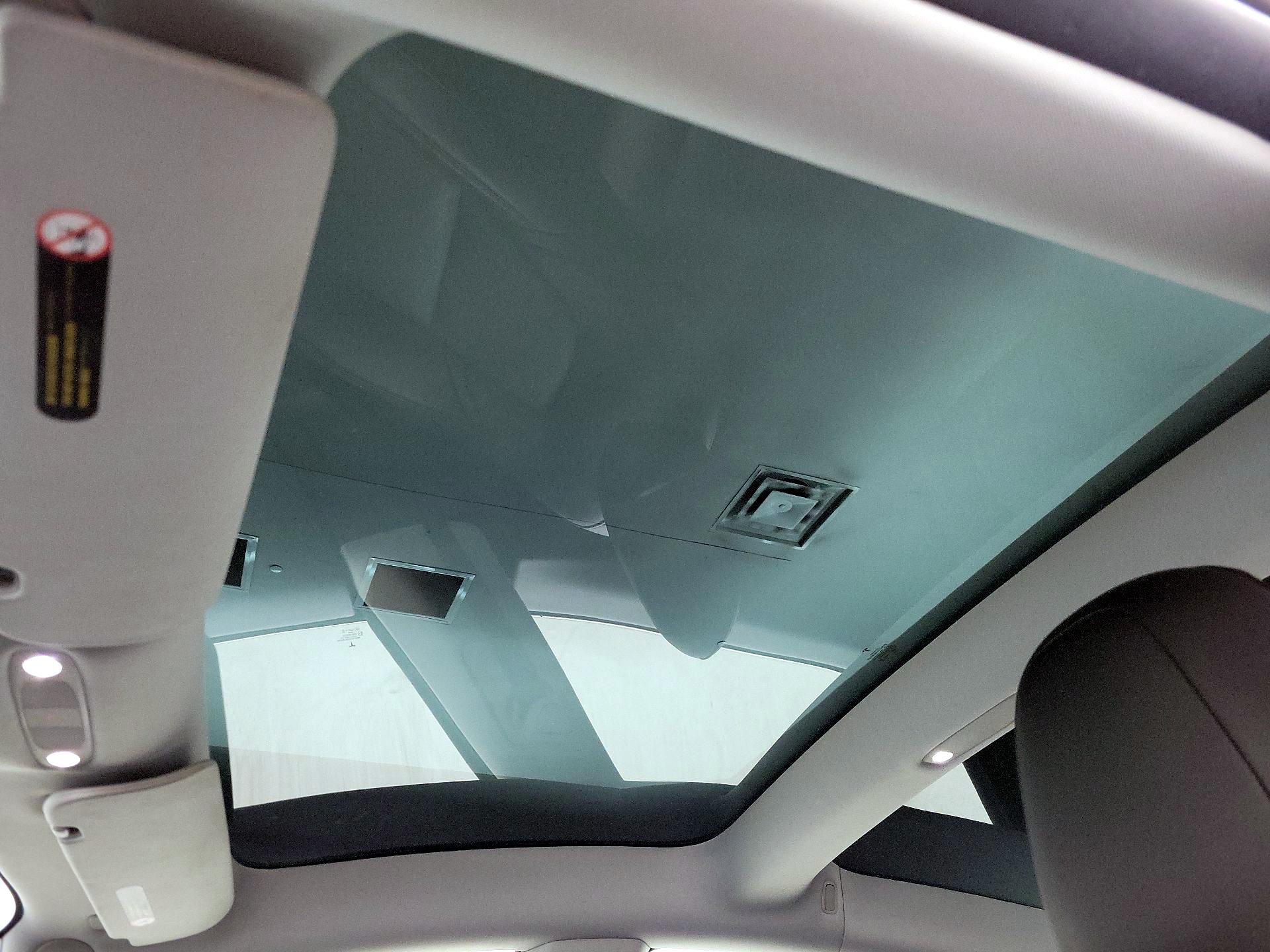 Thumbnail: 2020 Tesla Model 3 - 19