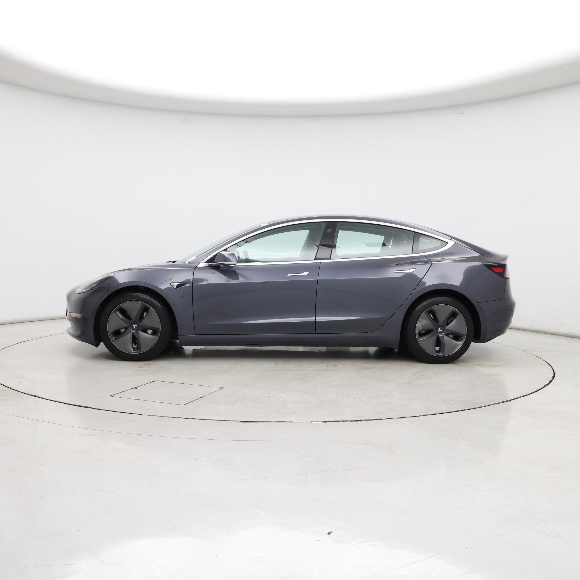 Thumbnail: 2020 Tesla Model 3 - 3