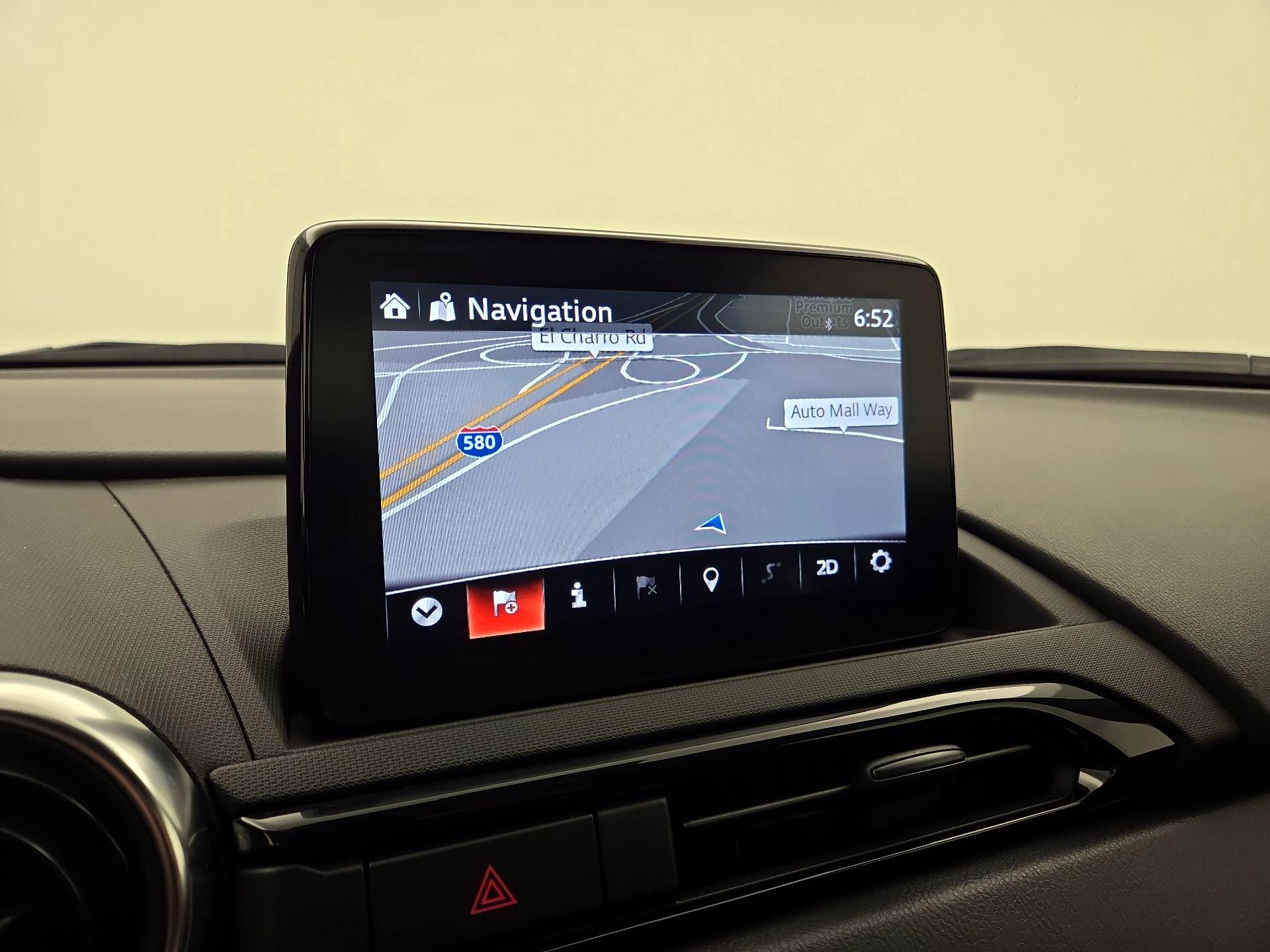 Thumbnail: 2021 Mazda MX-5 Miata - 14