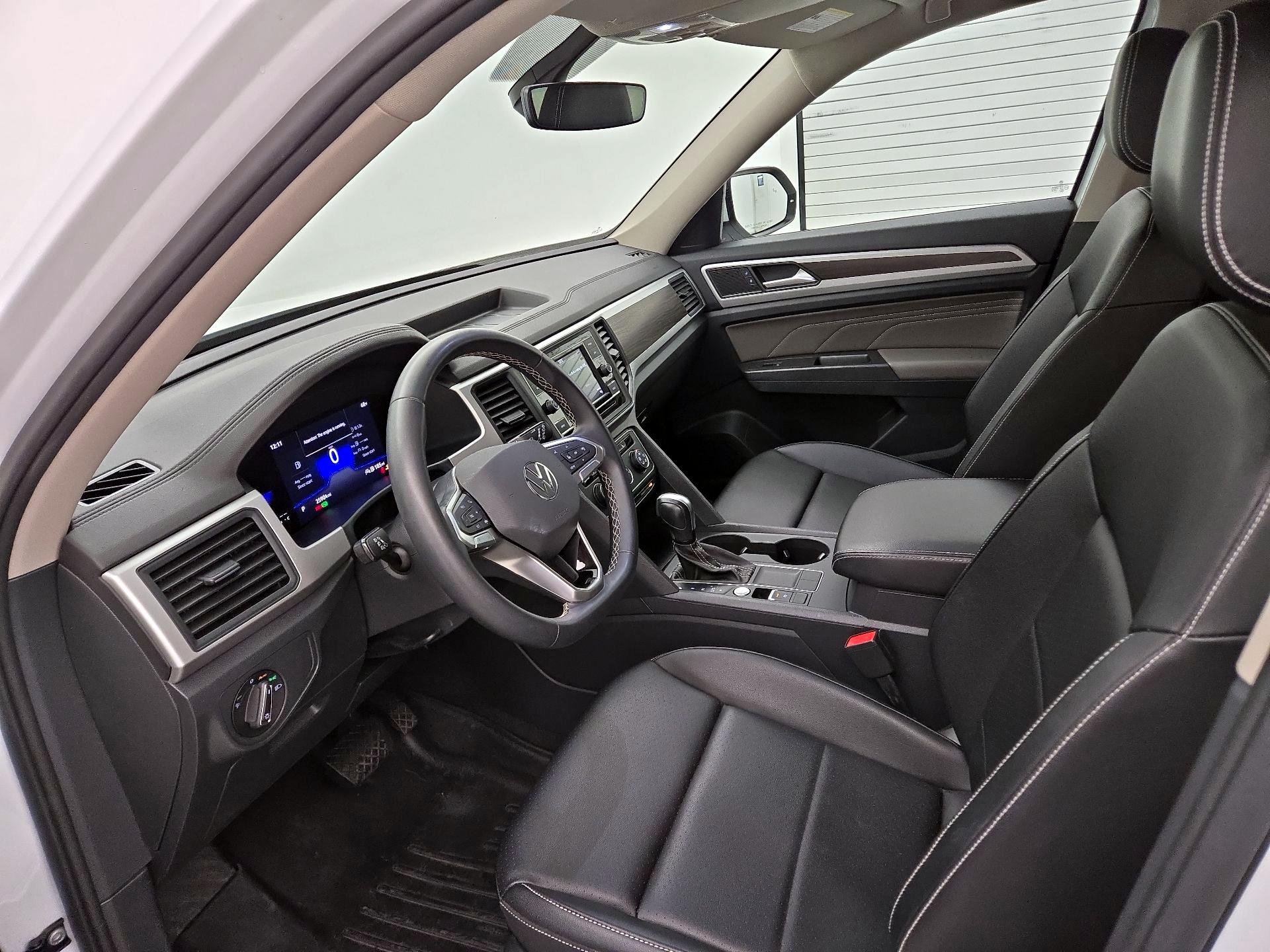 Thumbnail: 2023 Volkswagen Atlas - 11