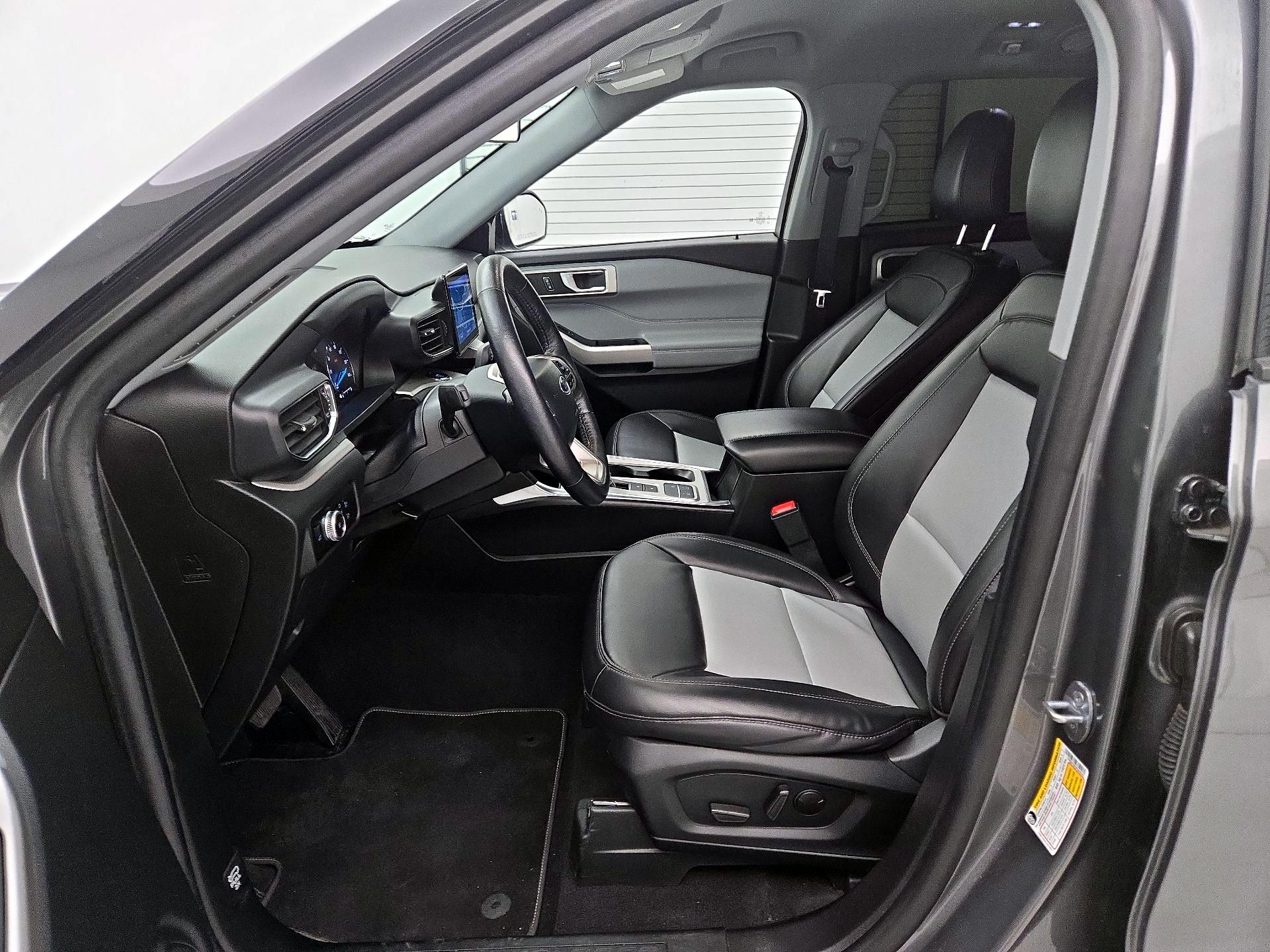 Thumbnail: 2023 Ford Explorer - 11