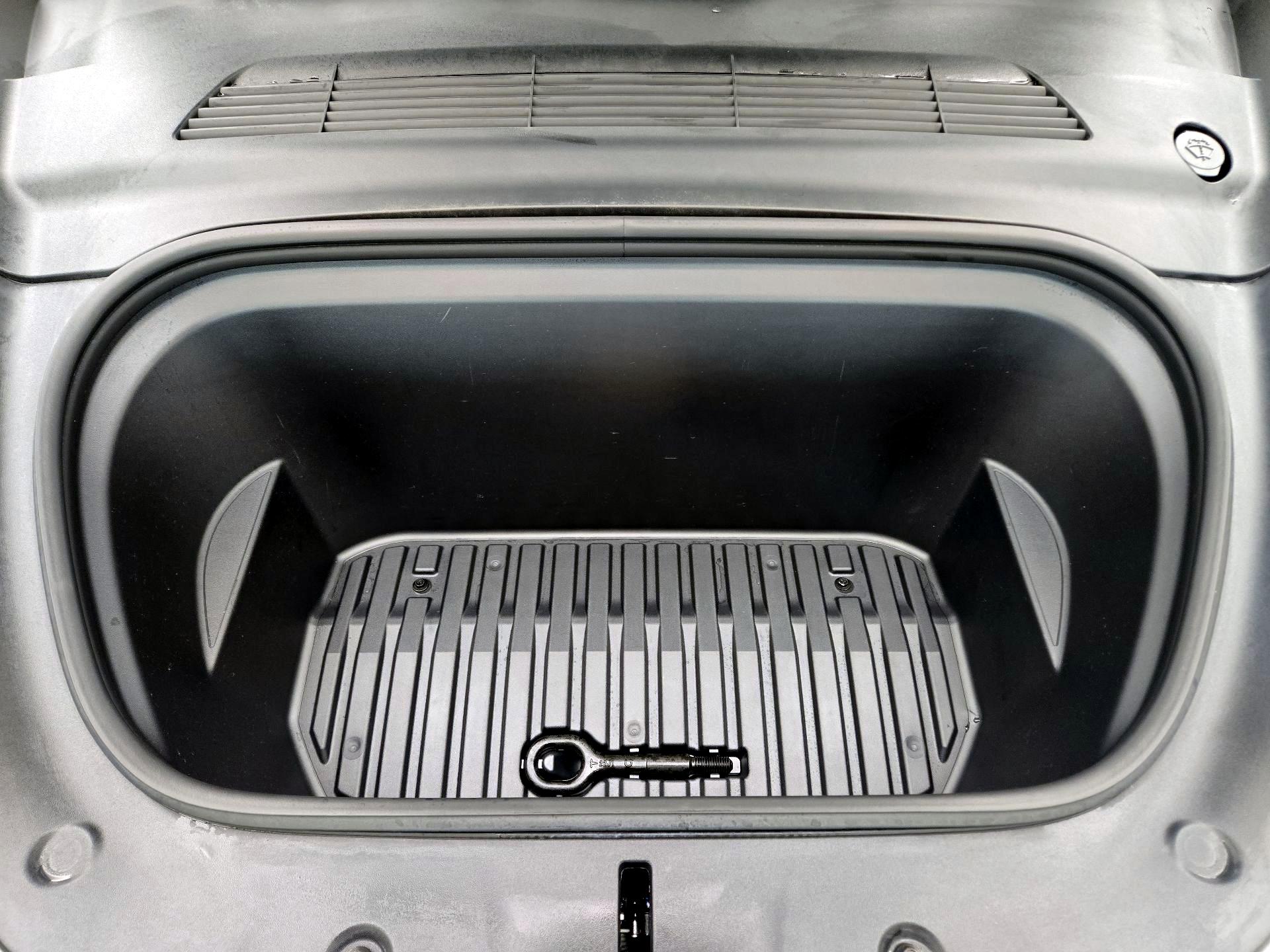 Thumbnail: 2023 Tesla Model Y - 20