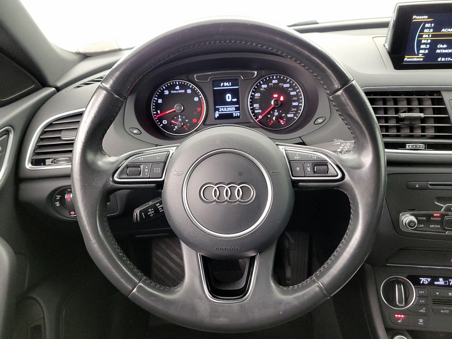 Thumbnail: 2018 Audi Q3 - 10