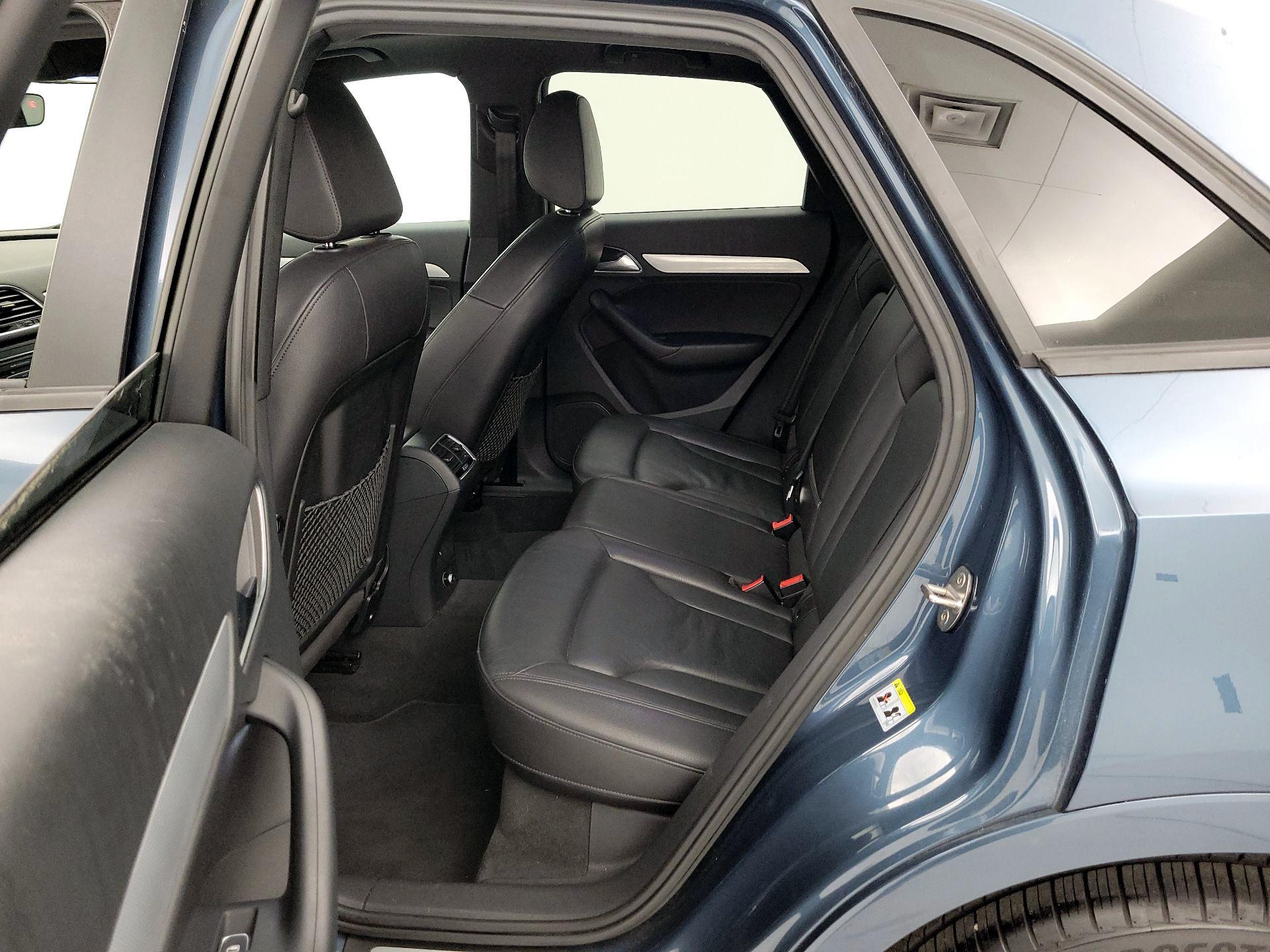 Thumbnail: 2018 Audi Q3 - 18