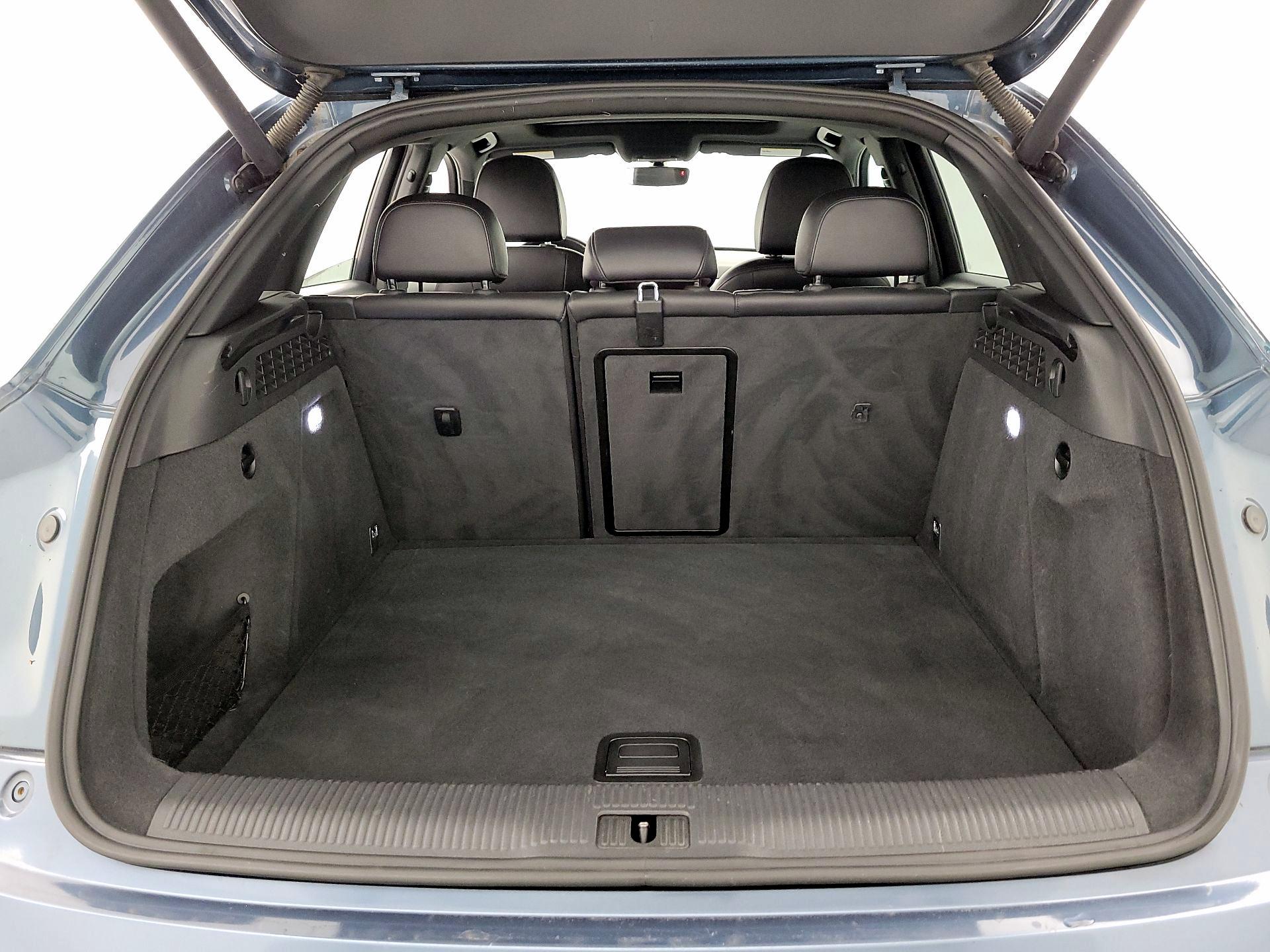 Thumbnail: 2018 Audi Q3 - 19