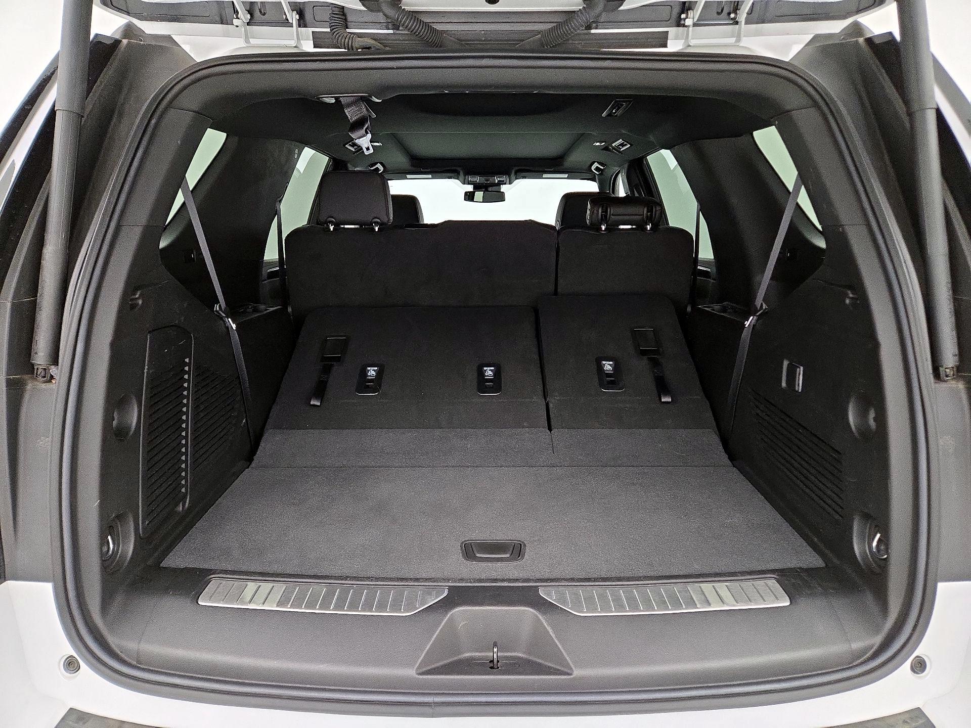 Thumbnail: 2023 Chevrolet Tahoe - 19