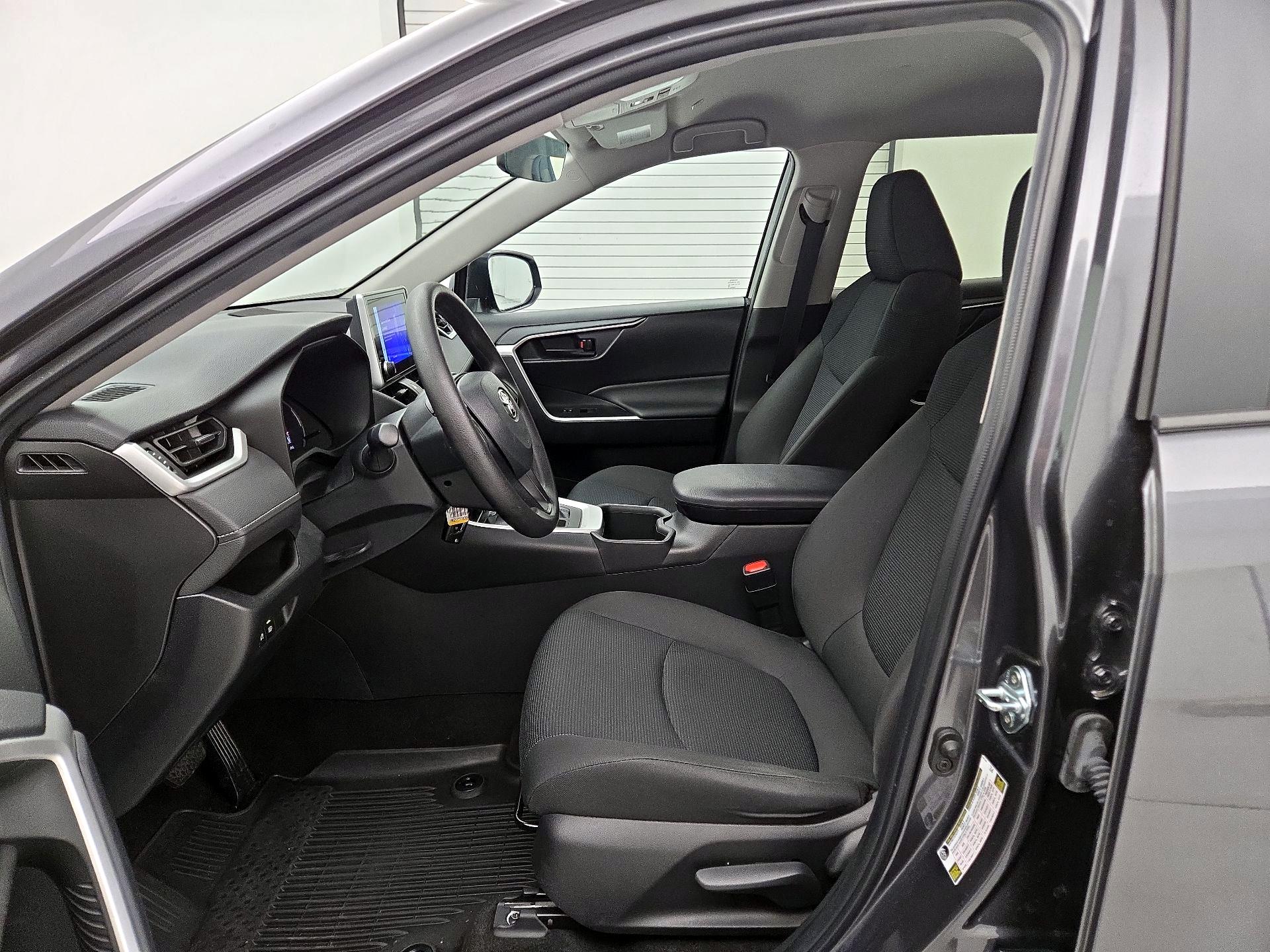 Thumbnail: 2023 Toyota RAV4 - 11