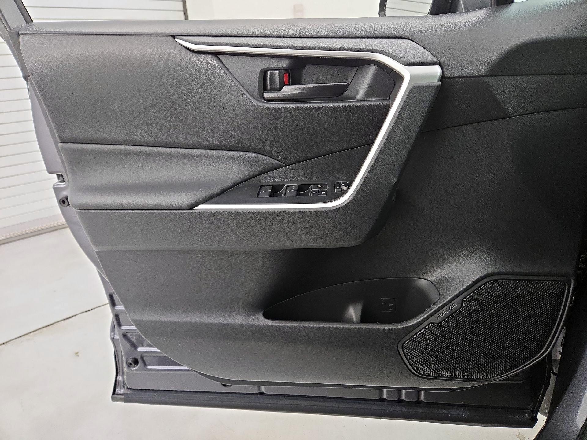 Thumbnail: 2023 Toyota RAV4 - 12