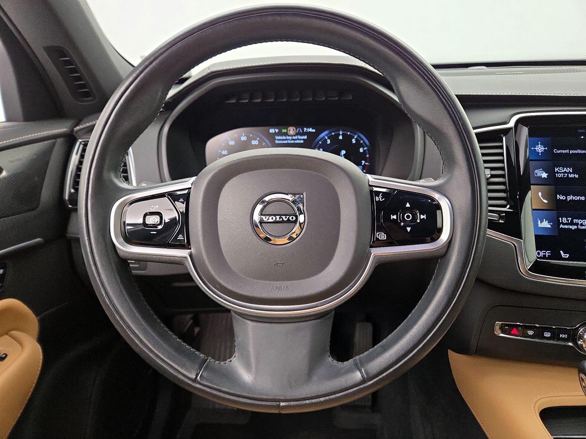 Thumbnail: 2021 Volvo XC90 - 10