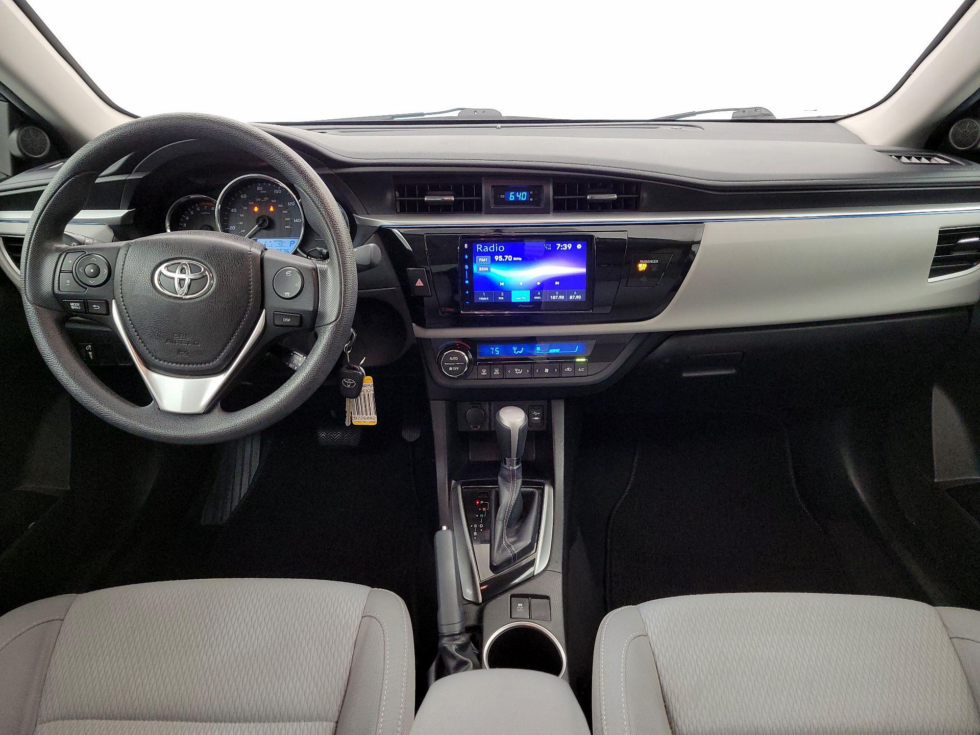 Thumbnail: 2016 Toyota Corolla - 9