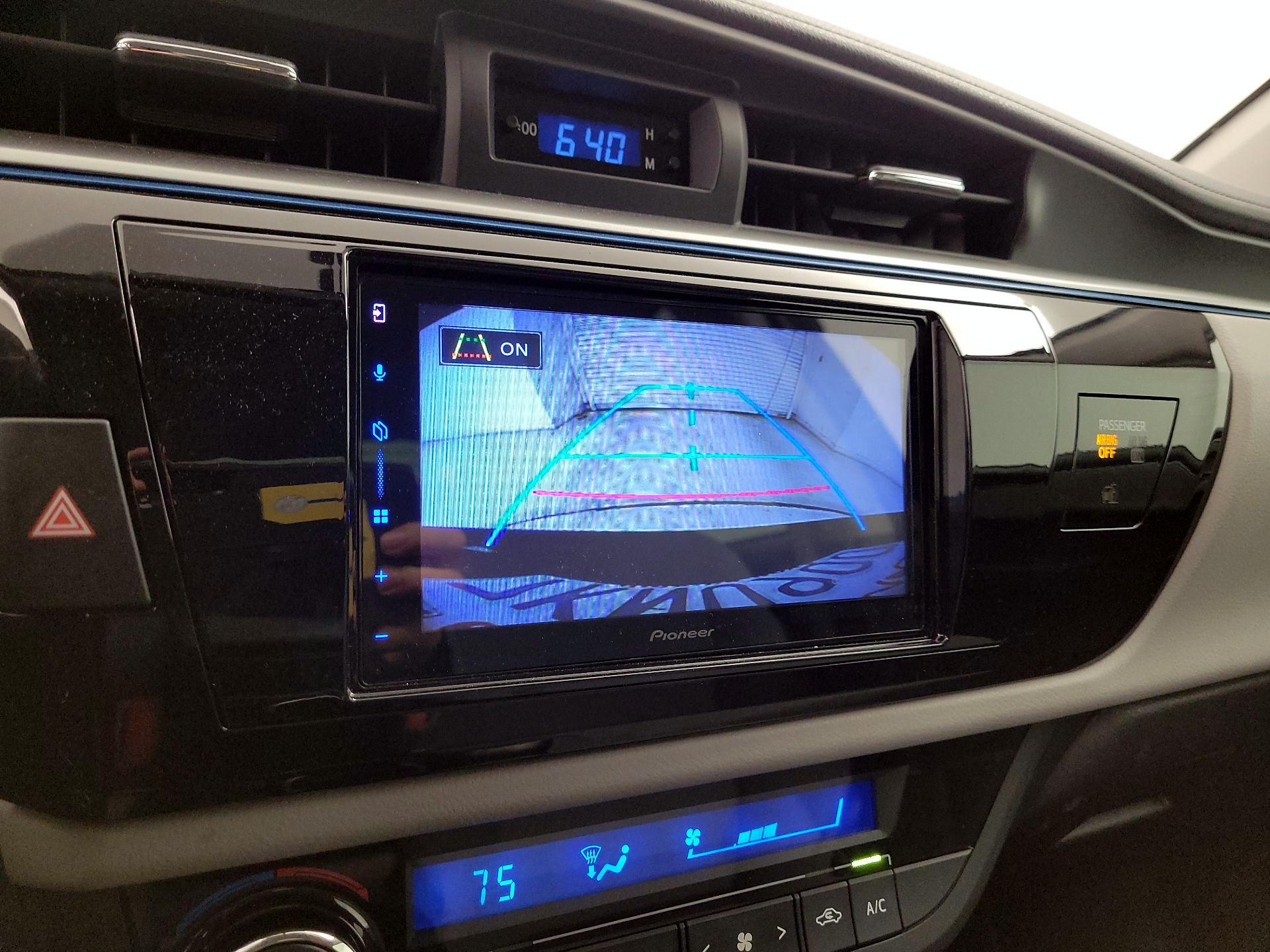 Thumbnail: 2016 Toyota Corolla - 14