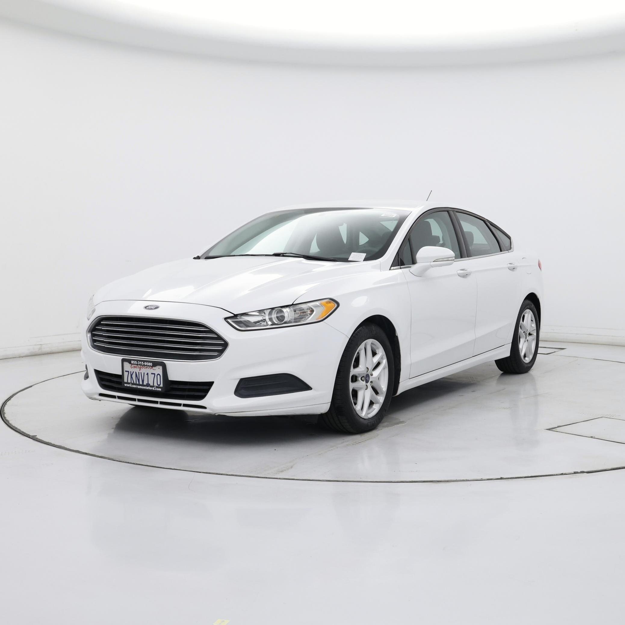 Thumbnail: 2015 Ford Fusion - 4