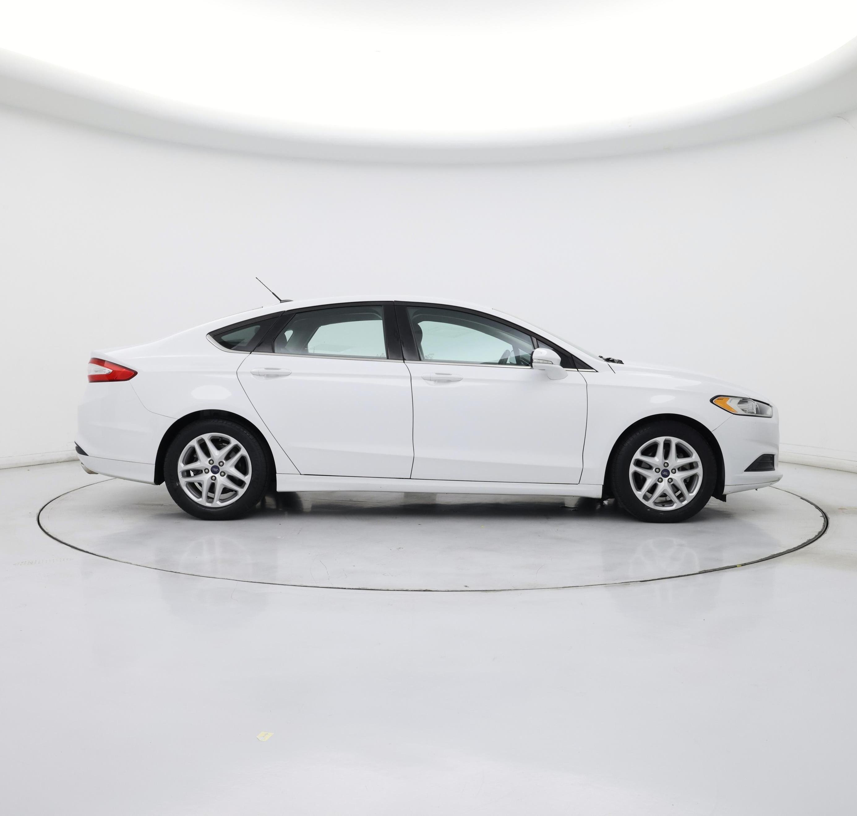 Thumbnail: 2015 Ford Fusion - 7