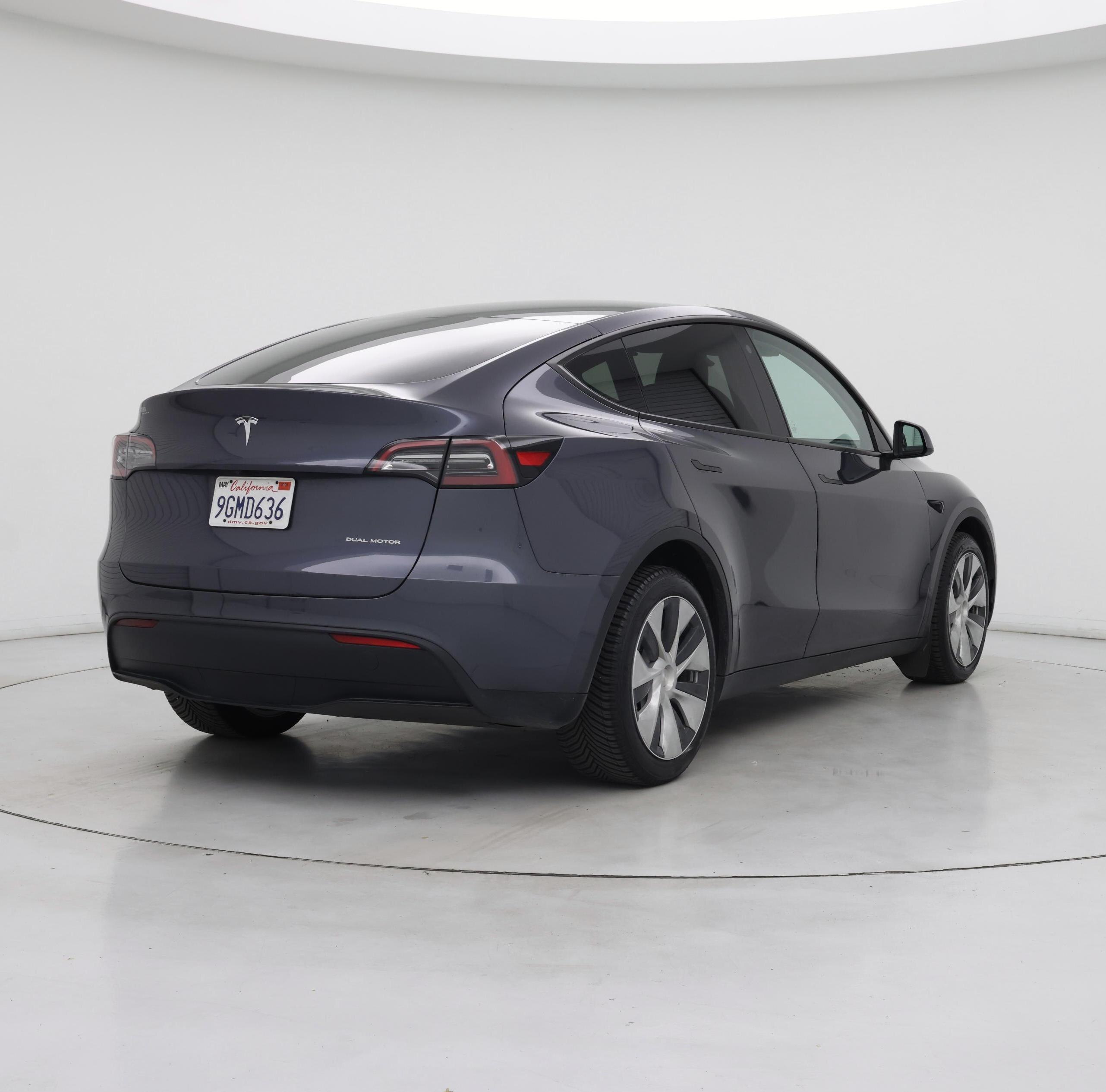 Thumbnail: 2023 Tesla Model Y - 8